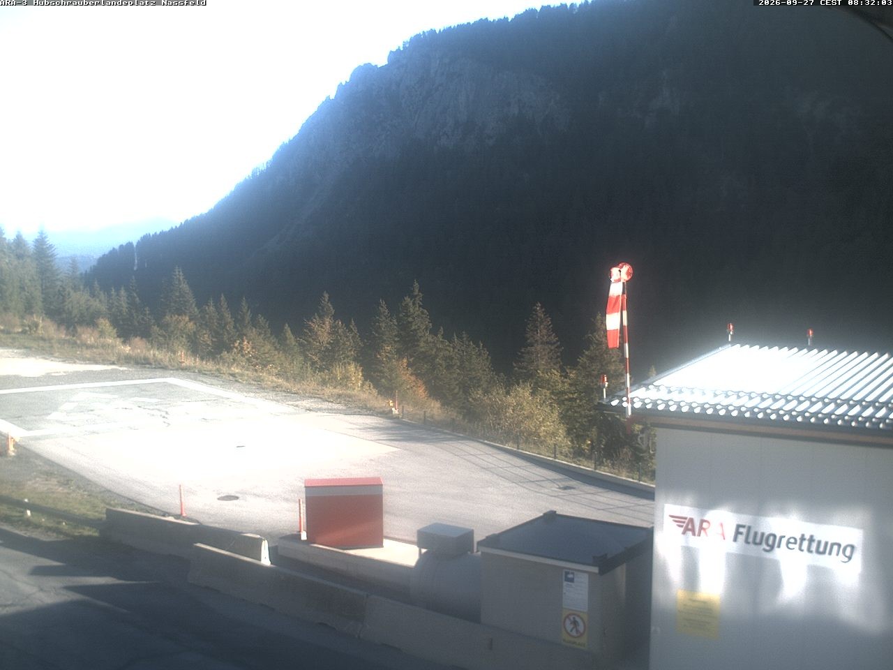 Archiv Foto Webcam Hubschrauberlandeplatz Nassfeld