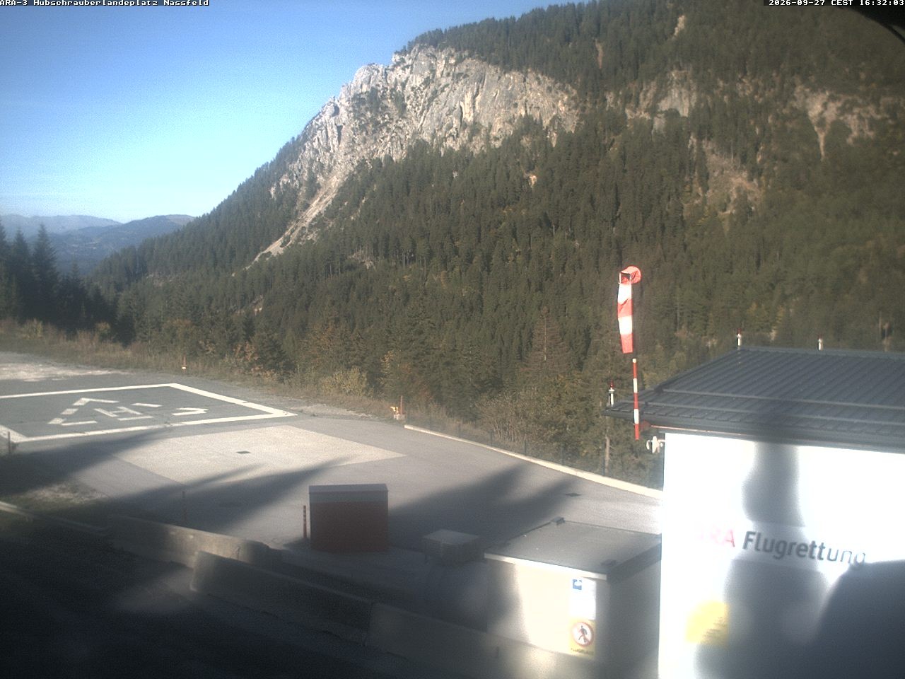 Archiv Foto Webcam Hubschrauberlandeplatz Nassfeld
