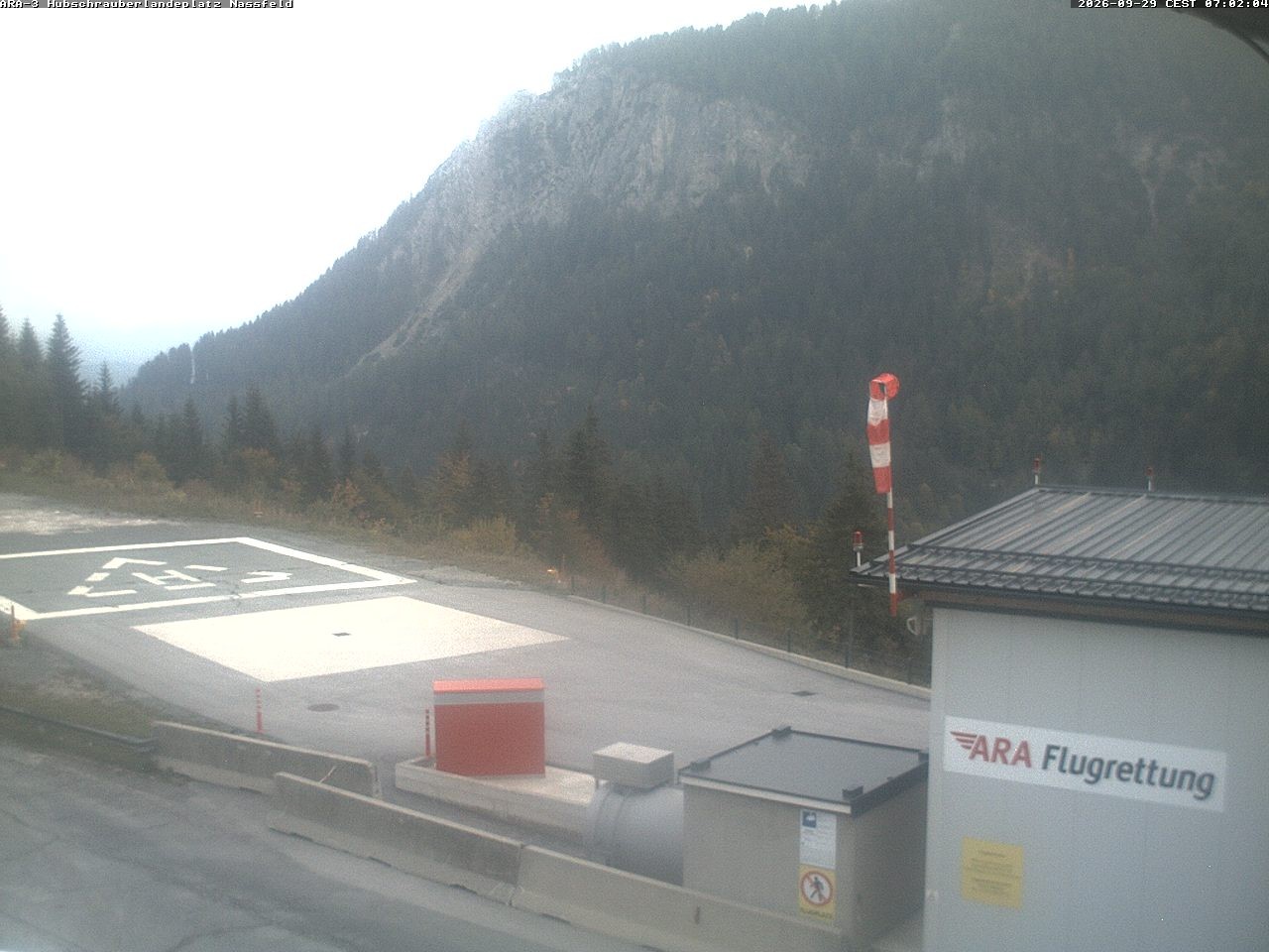 Archiv Foto Webcam Hubschrauberlandeplatz Nassfeld