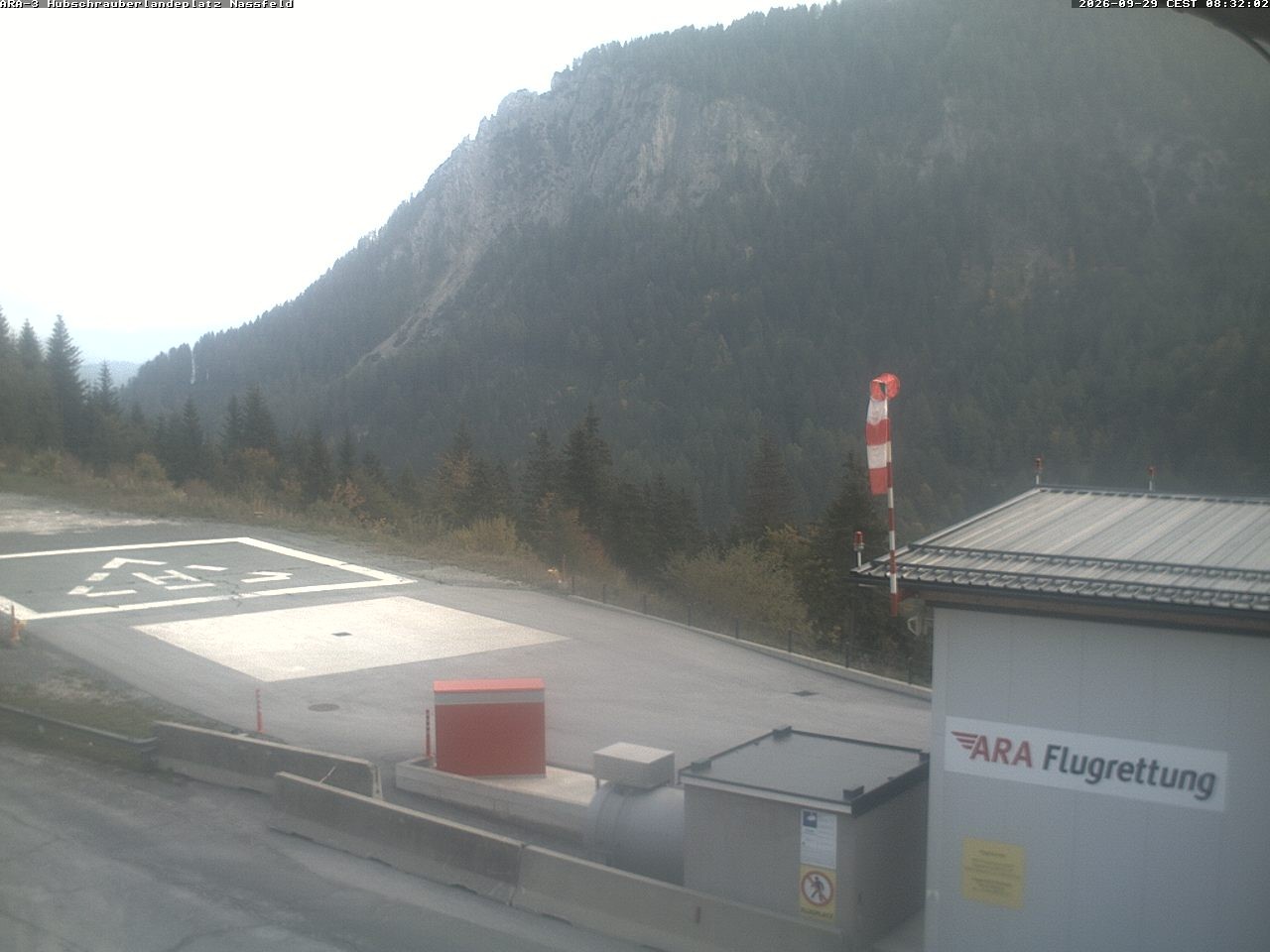 Archiv Foto Webcam Hubschrauberlandeplatz Nassfeld