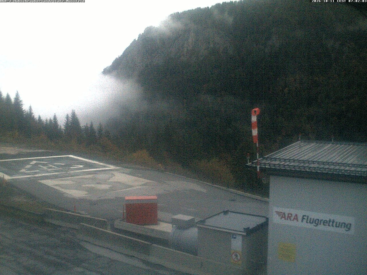 Archiv Foto Webcam Hubschrauberlandeplatz Nassfeld