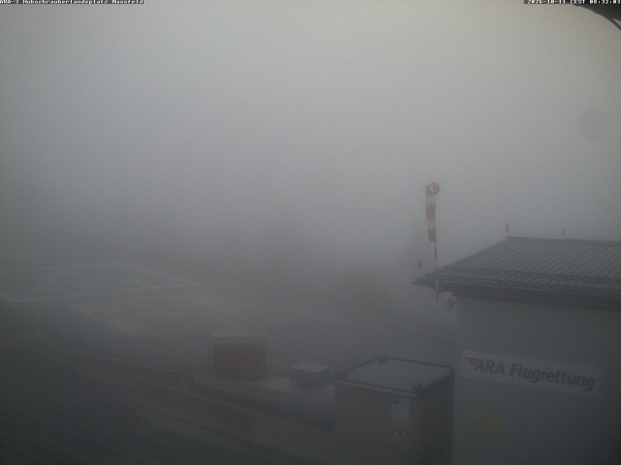 Archiv Foto Webcam Hubschrauberlandeplatz Nassfeld