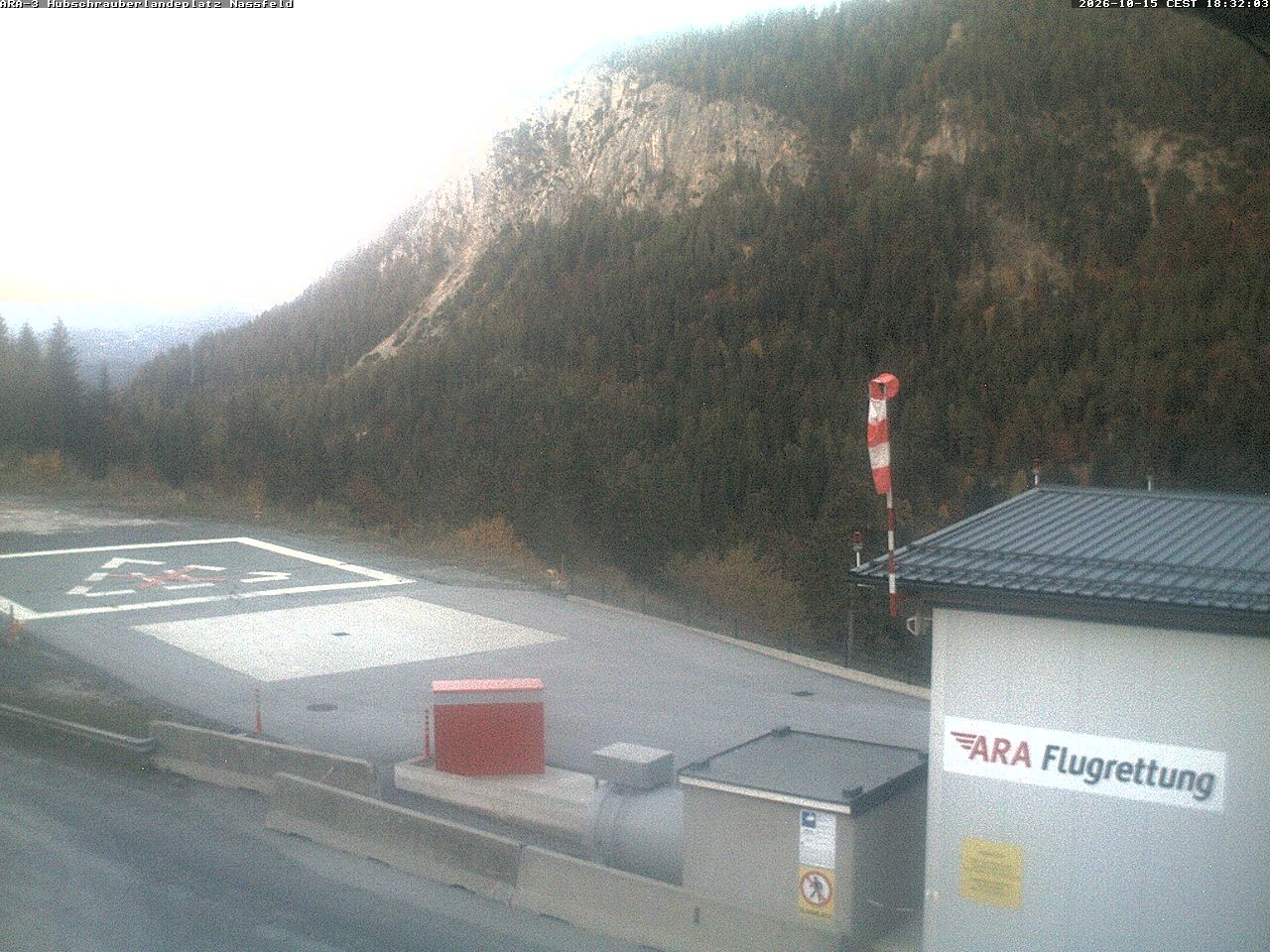 Archiv Foto Webcam Hubschrauberlandeplatz Nassfeld