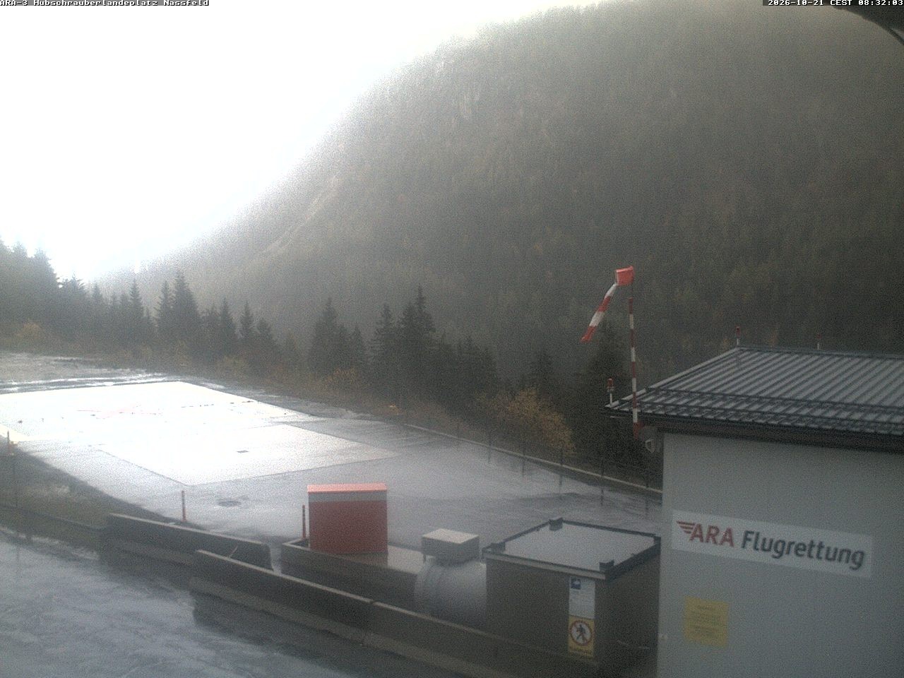 Archiv Foto Webcam Hubschrauberlandeplatz Nassfeld