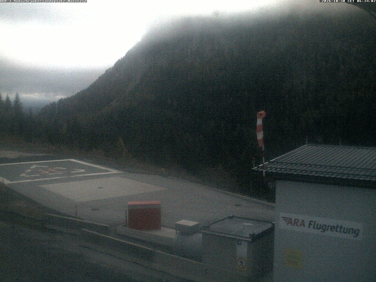 Archiv Foto Webcam Hubschrauberlandeplatz Nassfeld