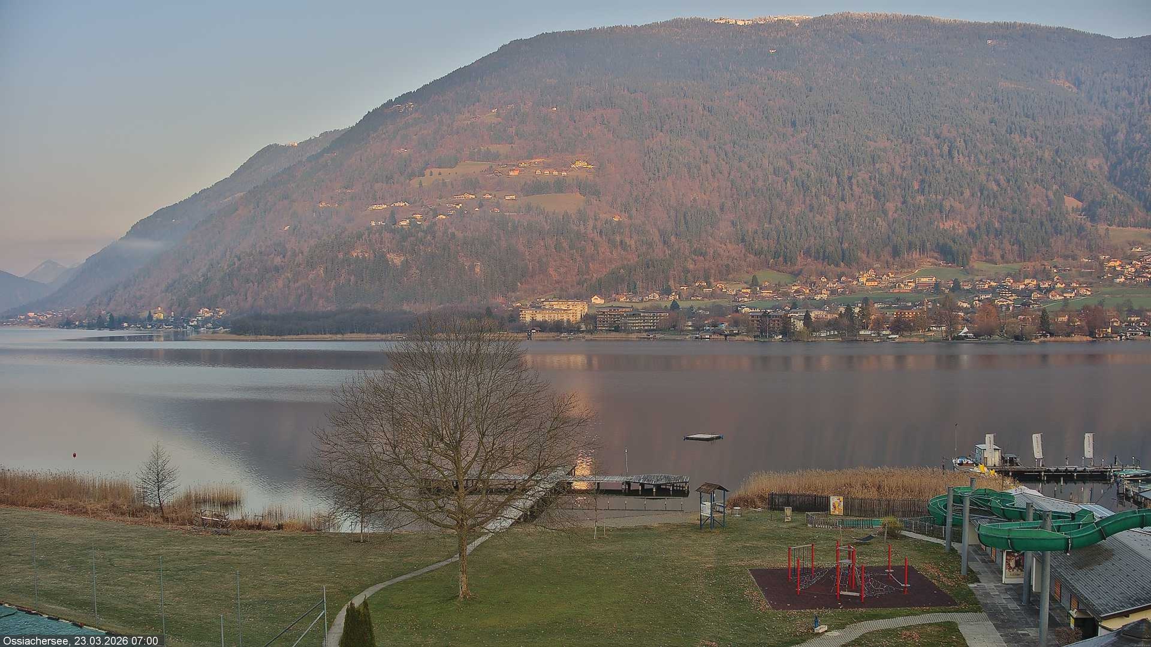 Archived image Webcam Lake Ossiacher See near Villach