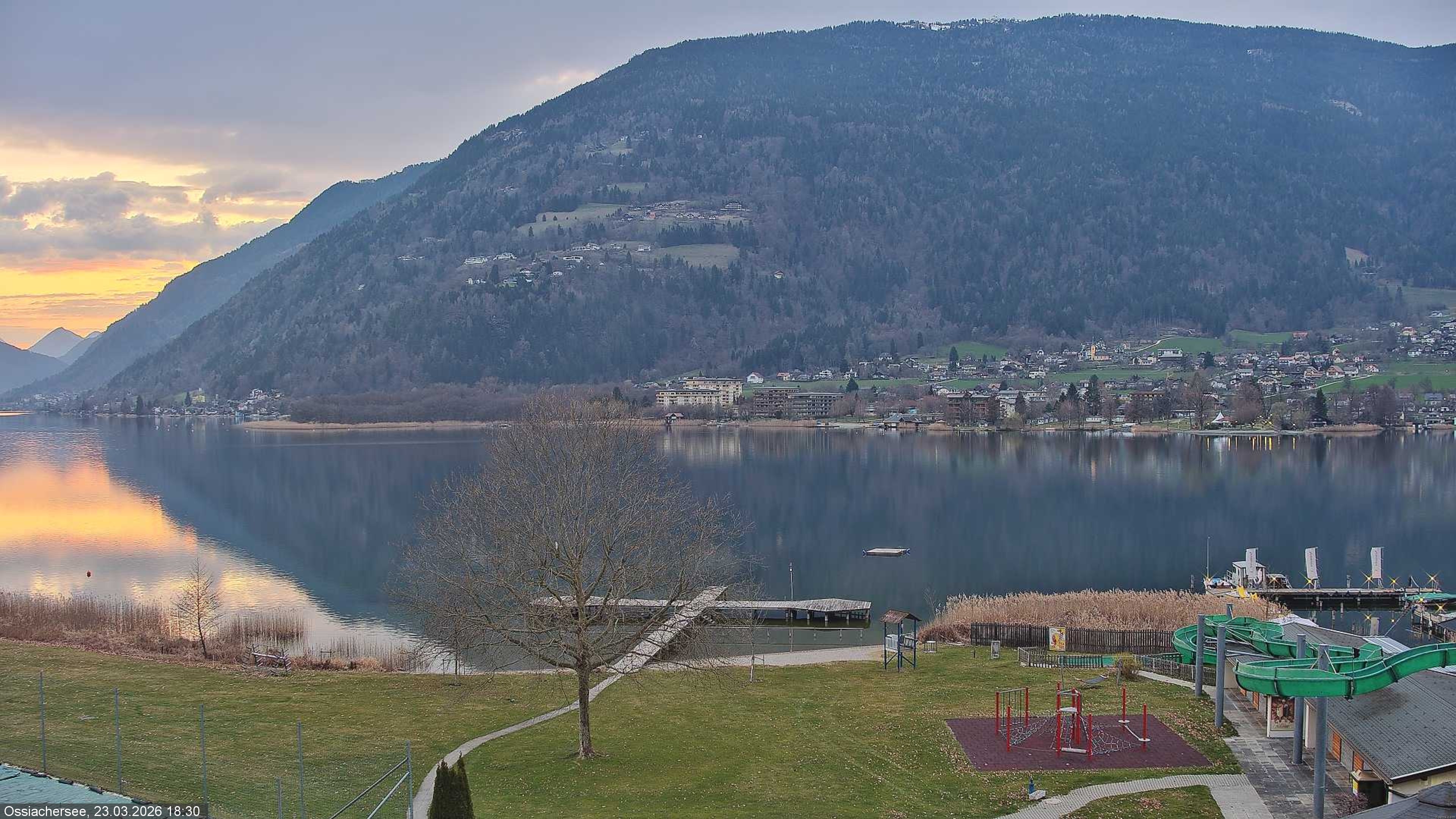 Archived image Webcam Lake Ossiacher See near Villach
