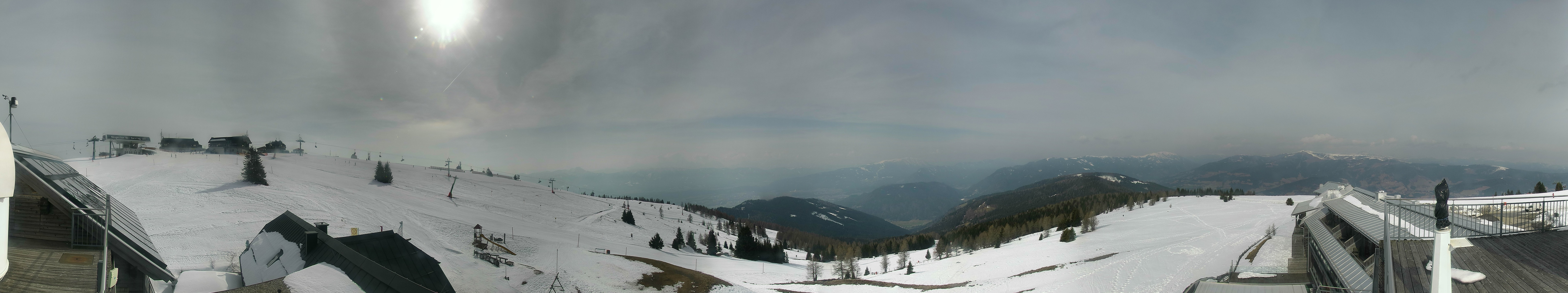 Archiv Foto Webcam Gerlitzen: Alpinhotel Pacheiner