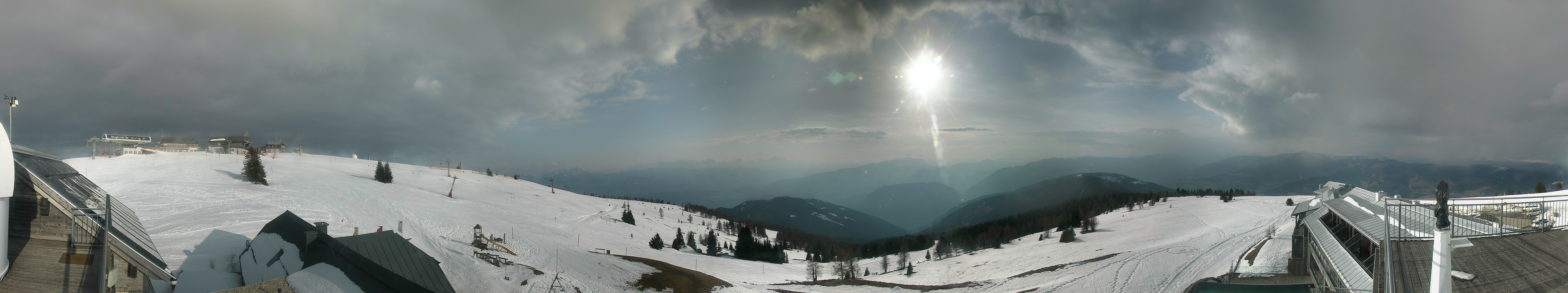 Archiv Foto Webcam Gerlitzen: Alpinhotel Pacheiner