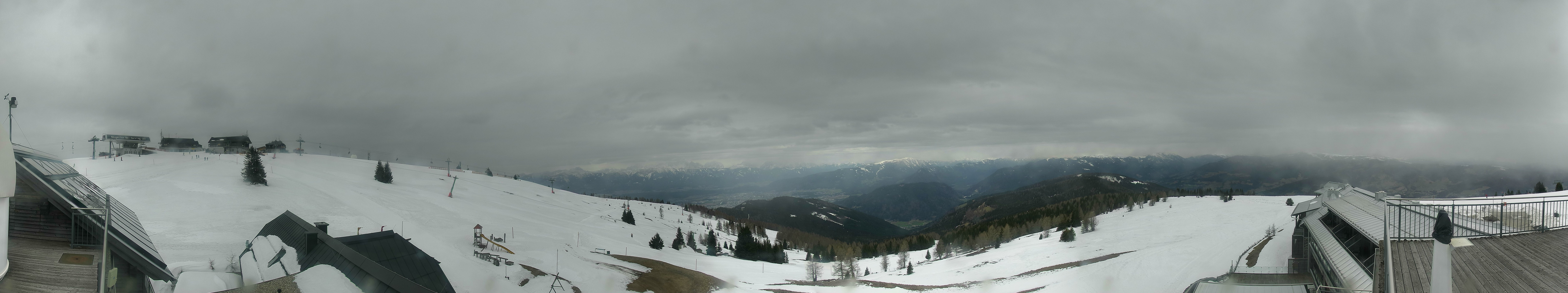 Archiv Foto Webcam Gerlitzen: Alpinhotel Pacheiner