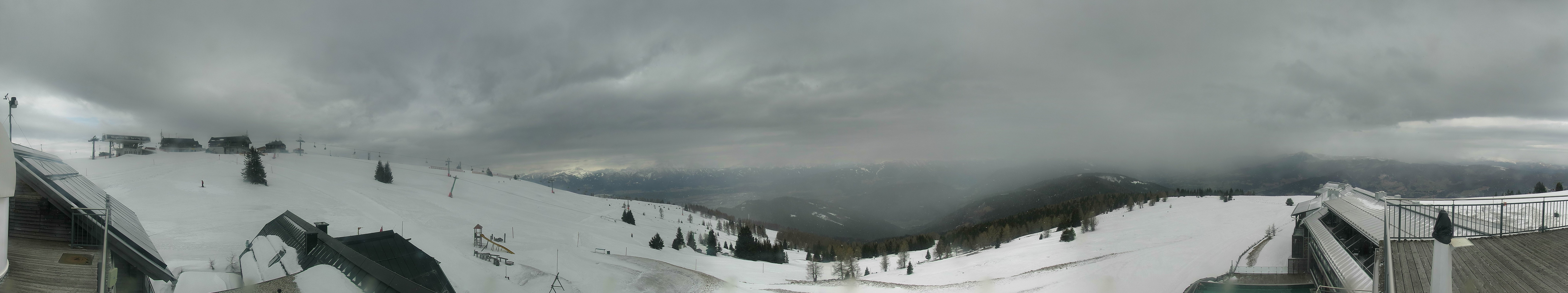 Archiv Foto Webcam Gerlitzen: Alpinhotel Pacheiner