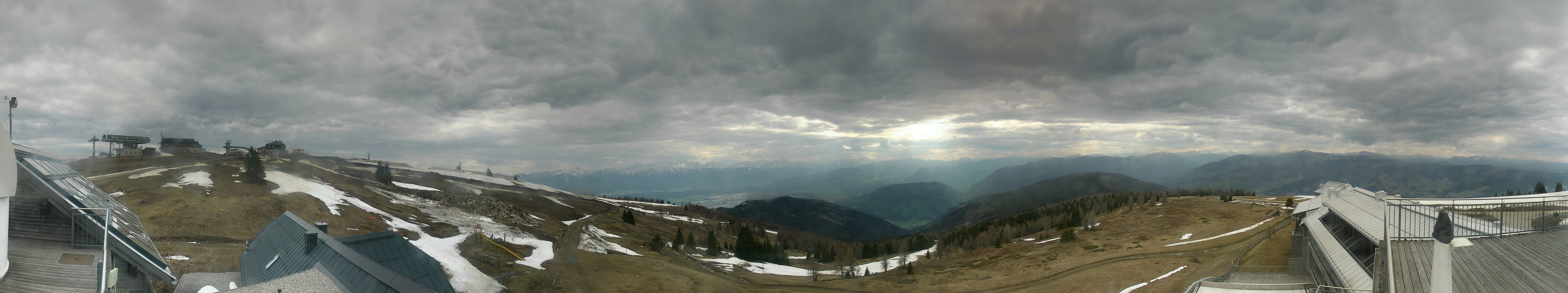 Archiv Foto Webcam Gerlitzen: Alpinhotel Pacheiner