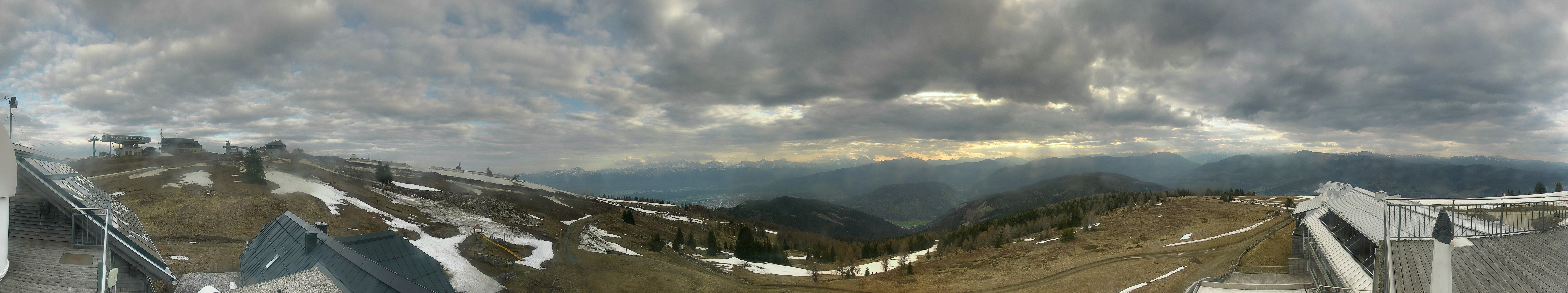 Archiv Foto Webcam Gerlitzen: Alpinhotel Pacheiner