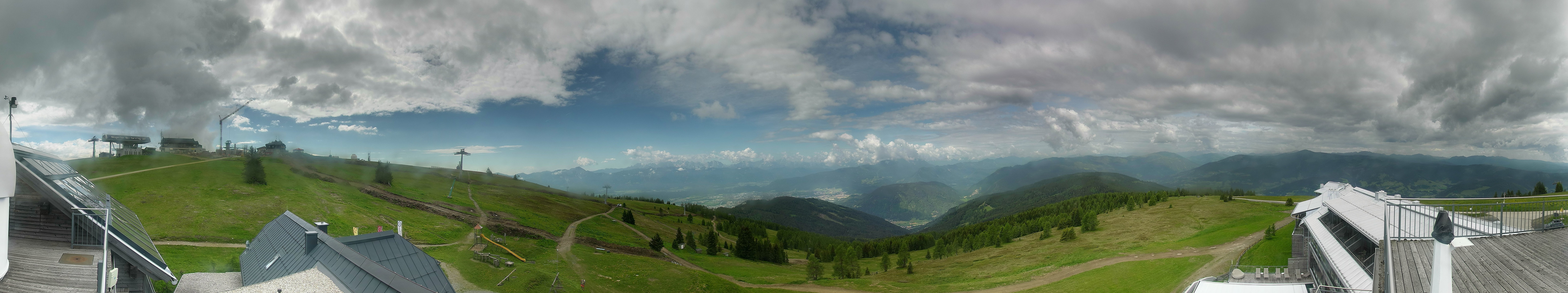Archiv Foto Webcam Gerlitzen: Alpinhotel Pacheiner