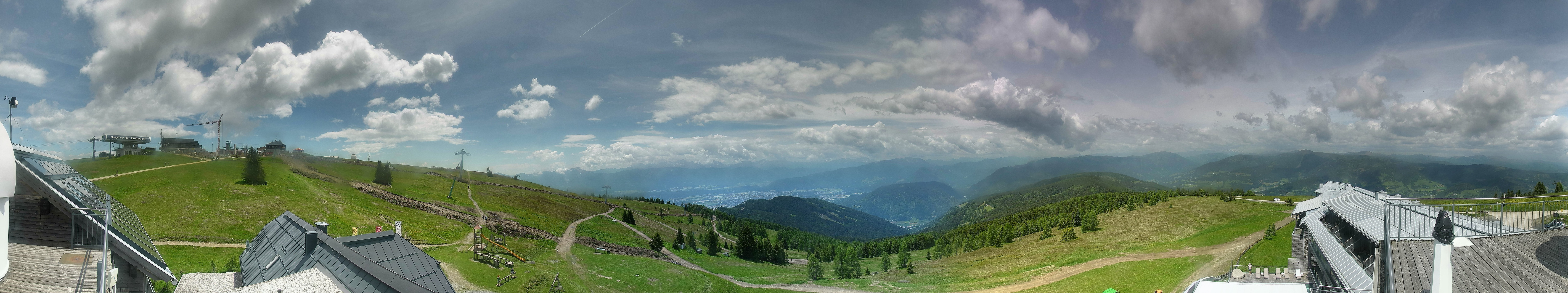 Archiv Foto Webcam Gerlitzen: Alpinhotel Pacheiner