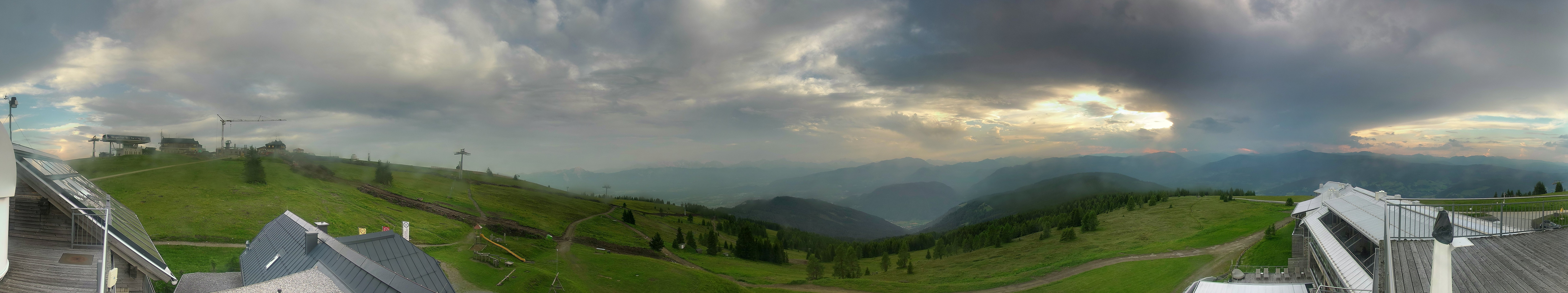 Archiv Foto Webcam Gerlitzen: Alpinhotel Pacheiner