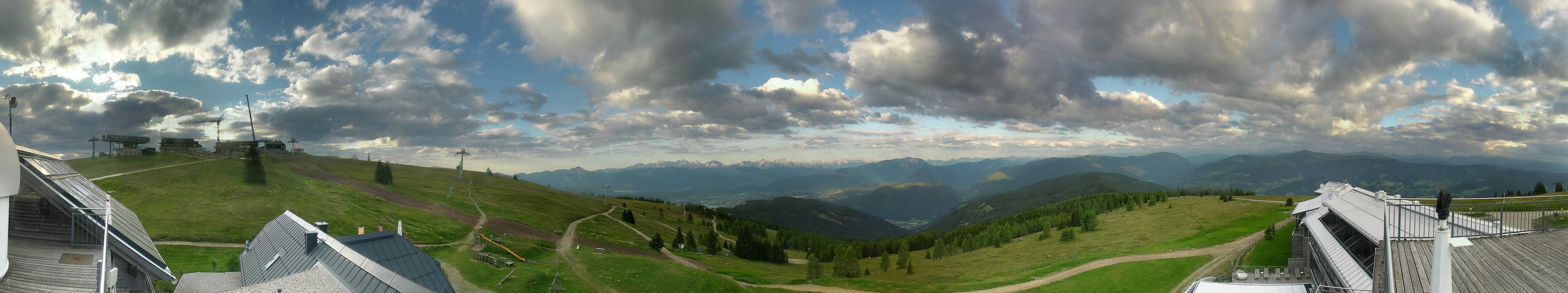 Archiv Foto Webcam Gerlitzen: Alpinhotel Pacheiner