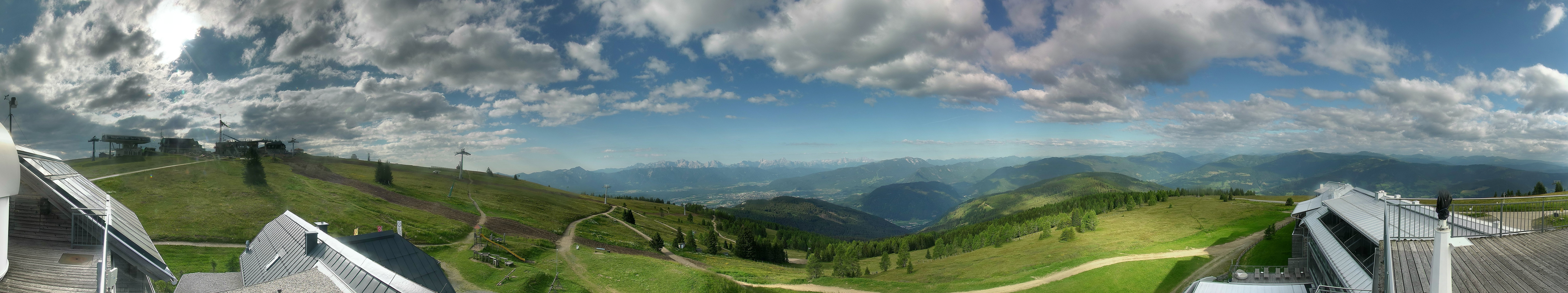 Archiv Foto Webcam Gerlitzen: Alpinhotel Pacheiner