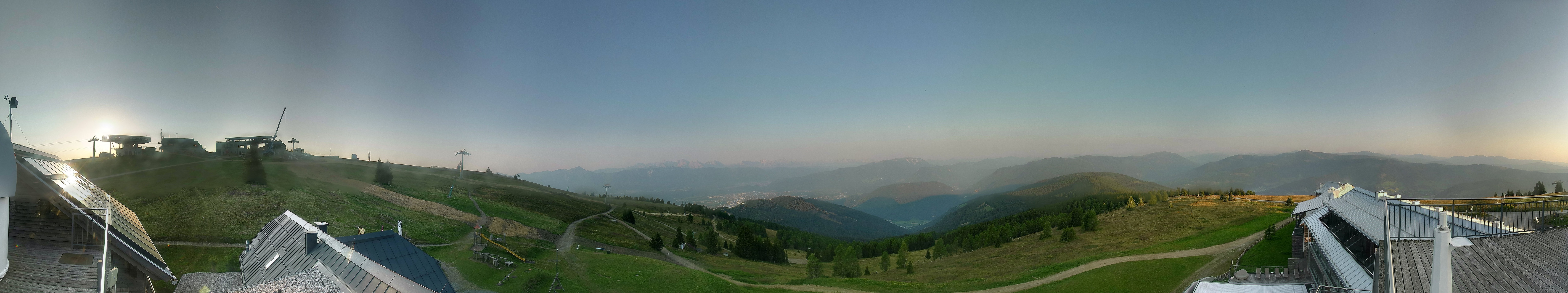 Archiv Foto Webcam Gerlitzen: Alpinhotel Pacheiner
