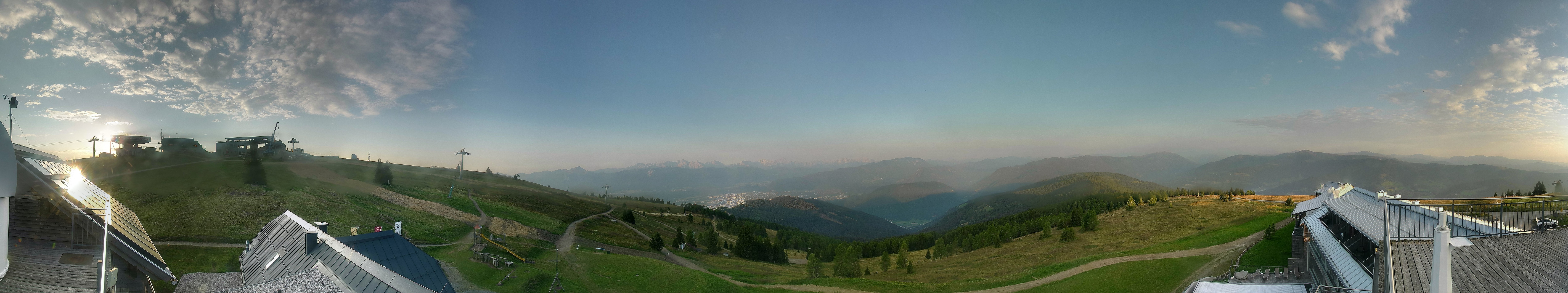Archiv Foto Webcam Gerlitzen: Alpinhotel Pacheiner