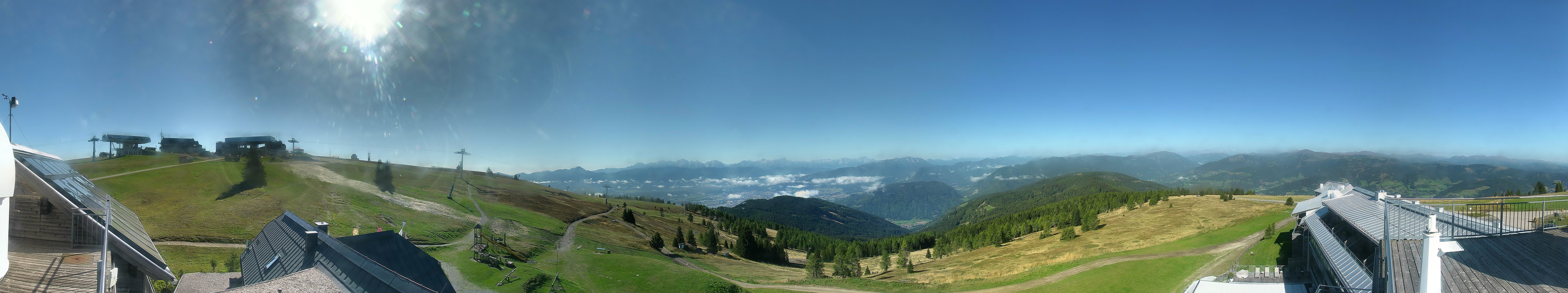 Archiv Foto Webcam Gerlitzen: Alpinhotel Pacheiner