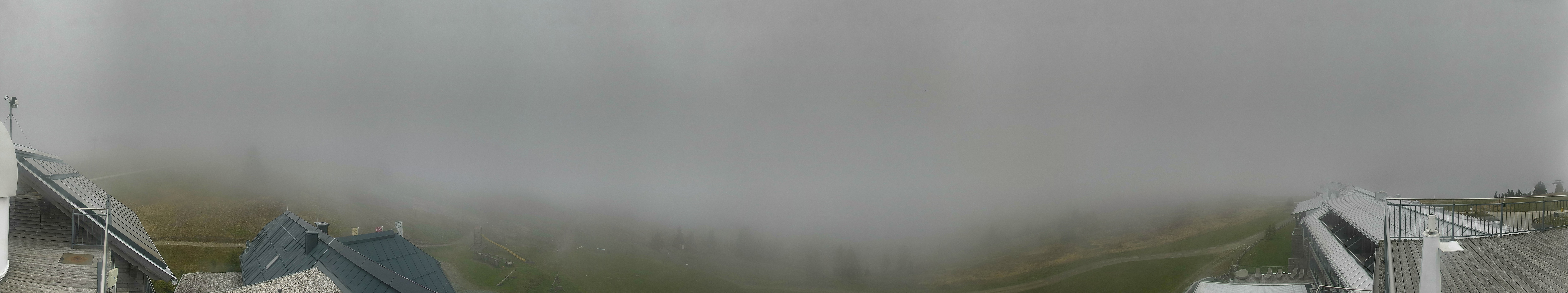 Archived image Webcam Mountain inn / hotel Pacheiner (Gerlitzen)