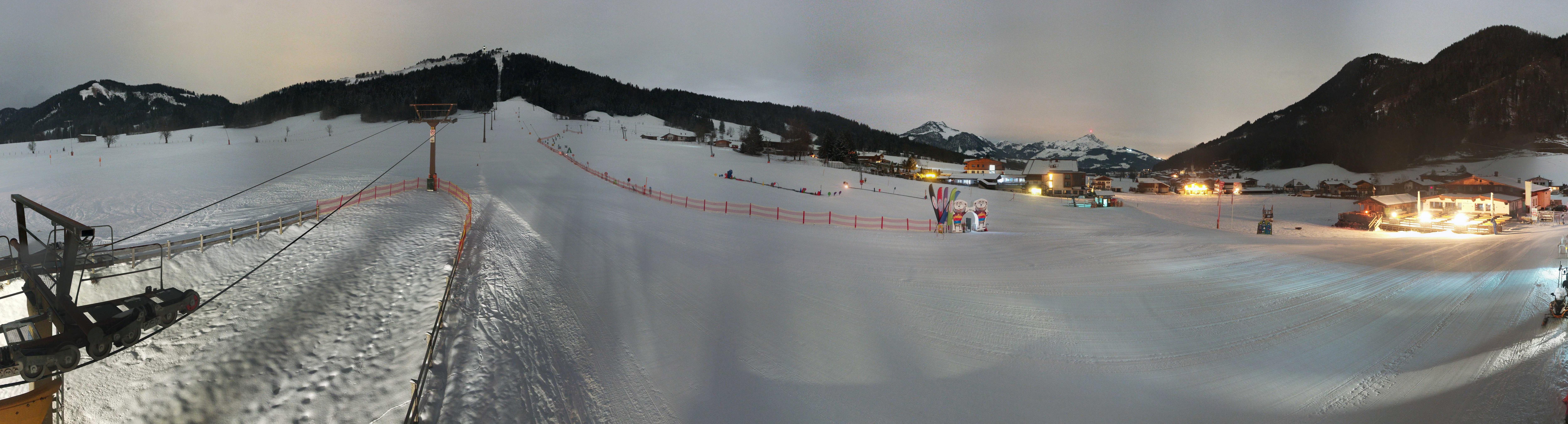 Archived image Webcam Valley station Pillersee