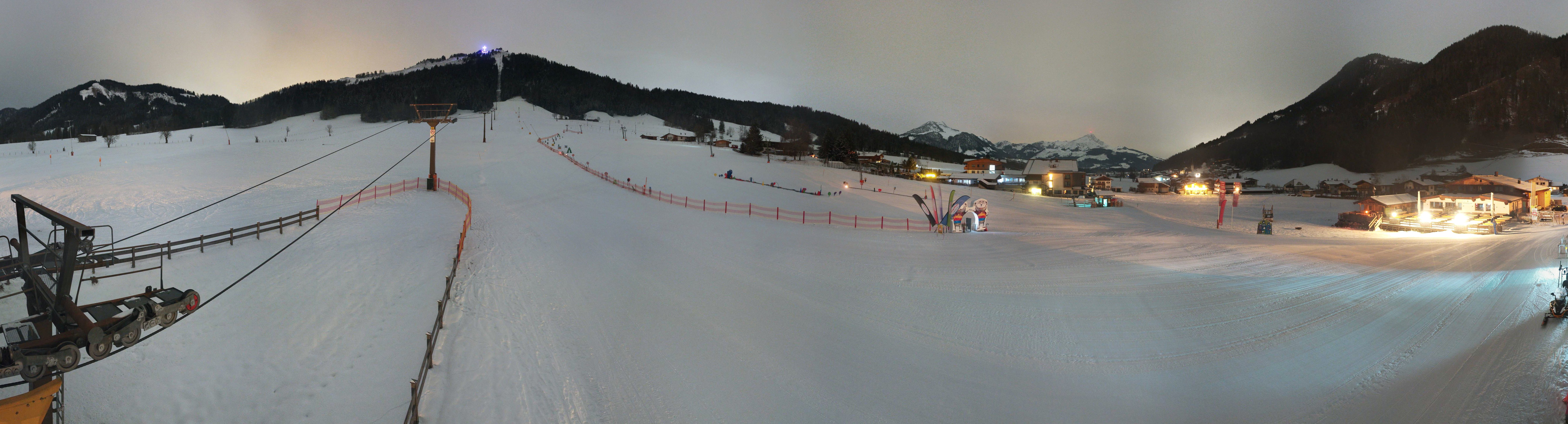 Archived image Webcam Valley station Pillersee