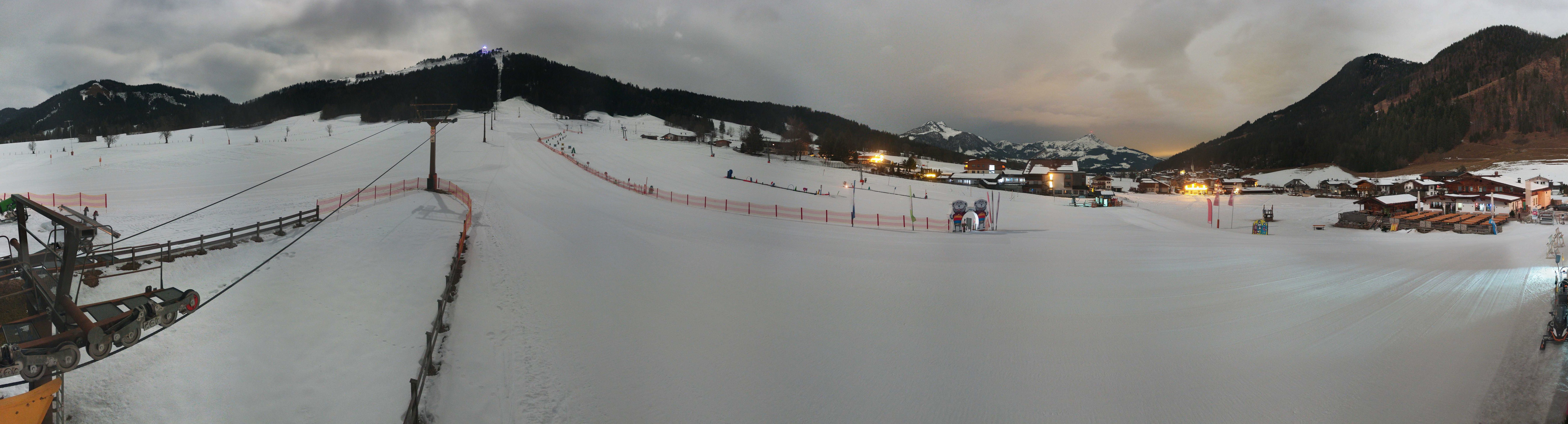 Archived image Webcam Valley station Pillersee