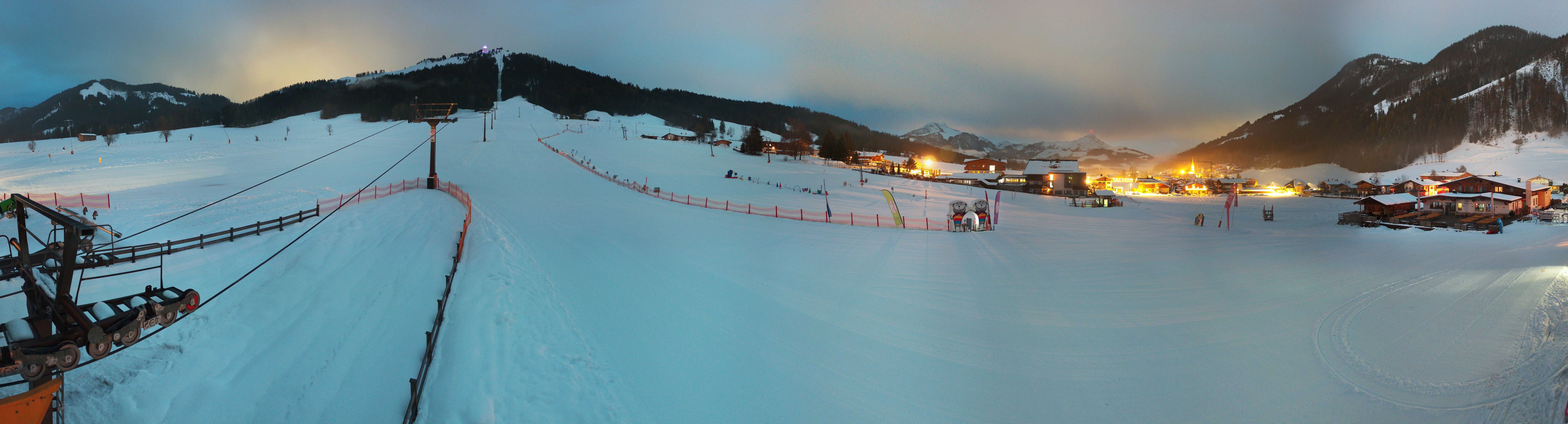 Archived image Webcam Valley station Pillersee