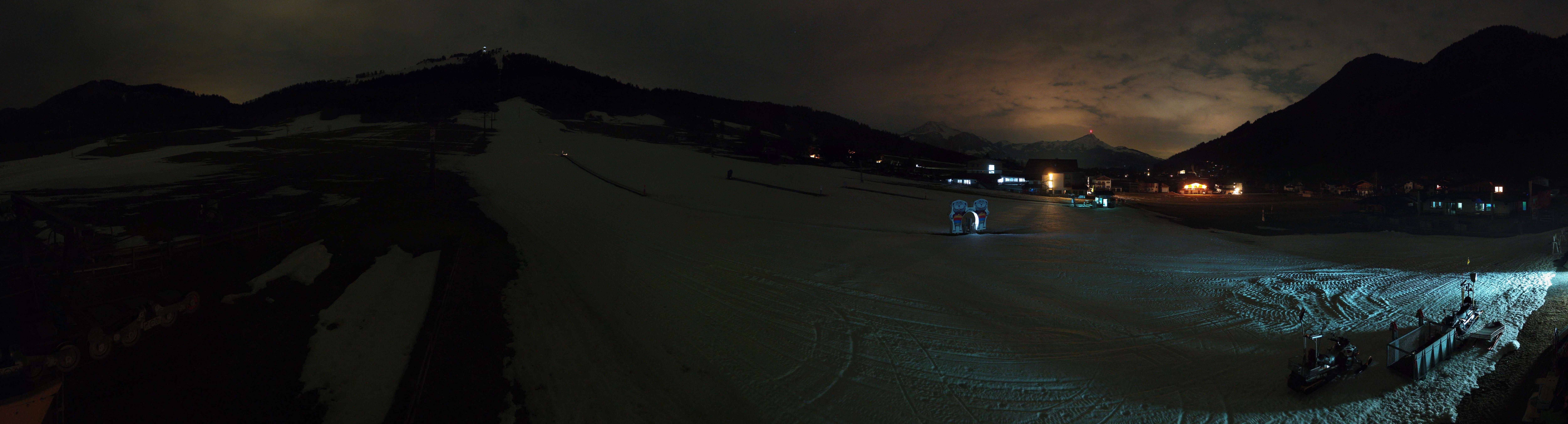 Archived image Webcam Valley station Pillersee