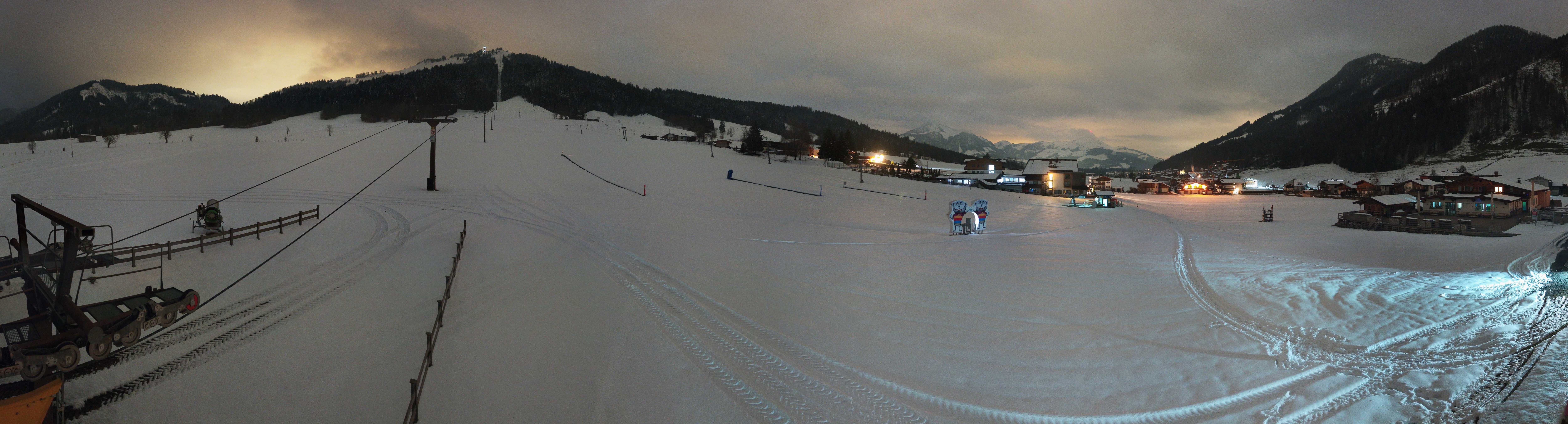 Archived image Webcam Valley station Pillersee