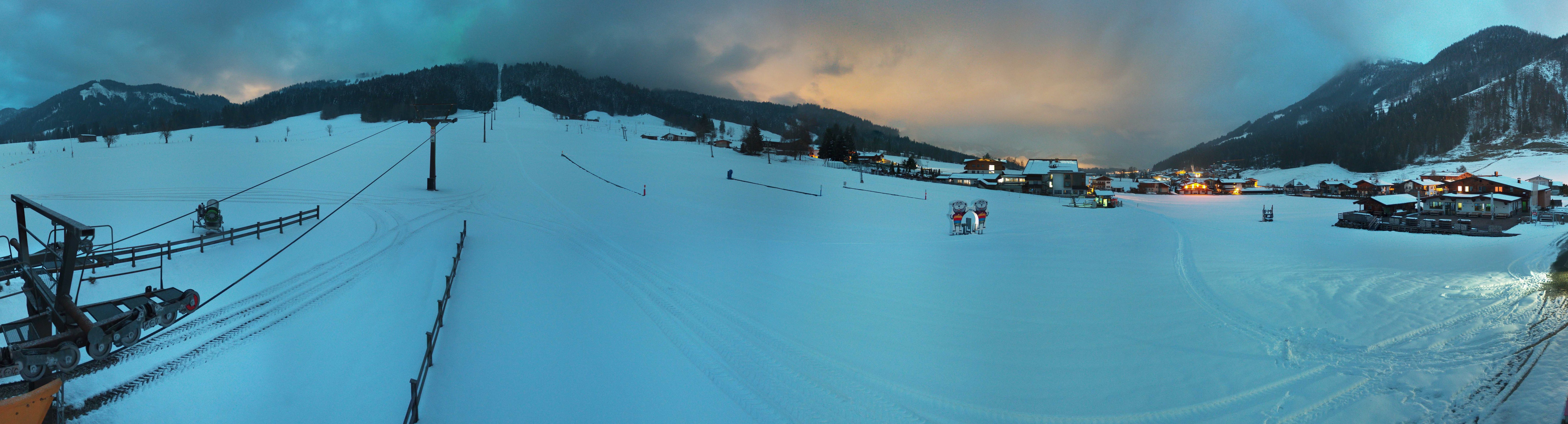 Archived image Webcam Valley station Pillersee