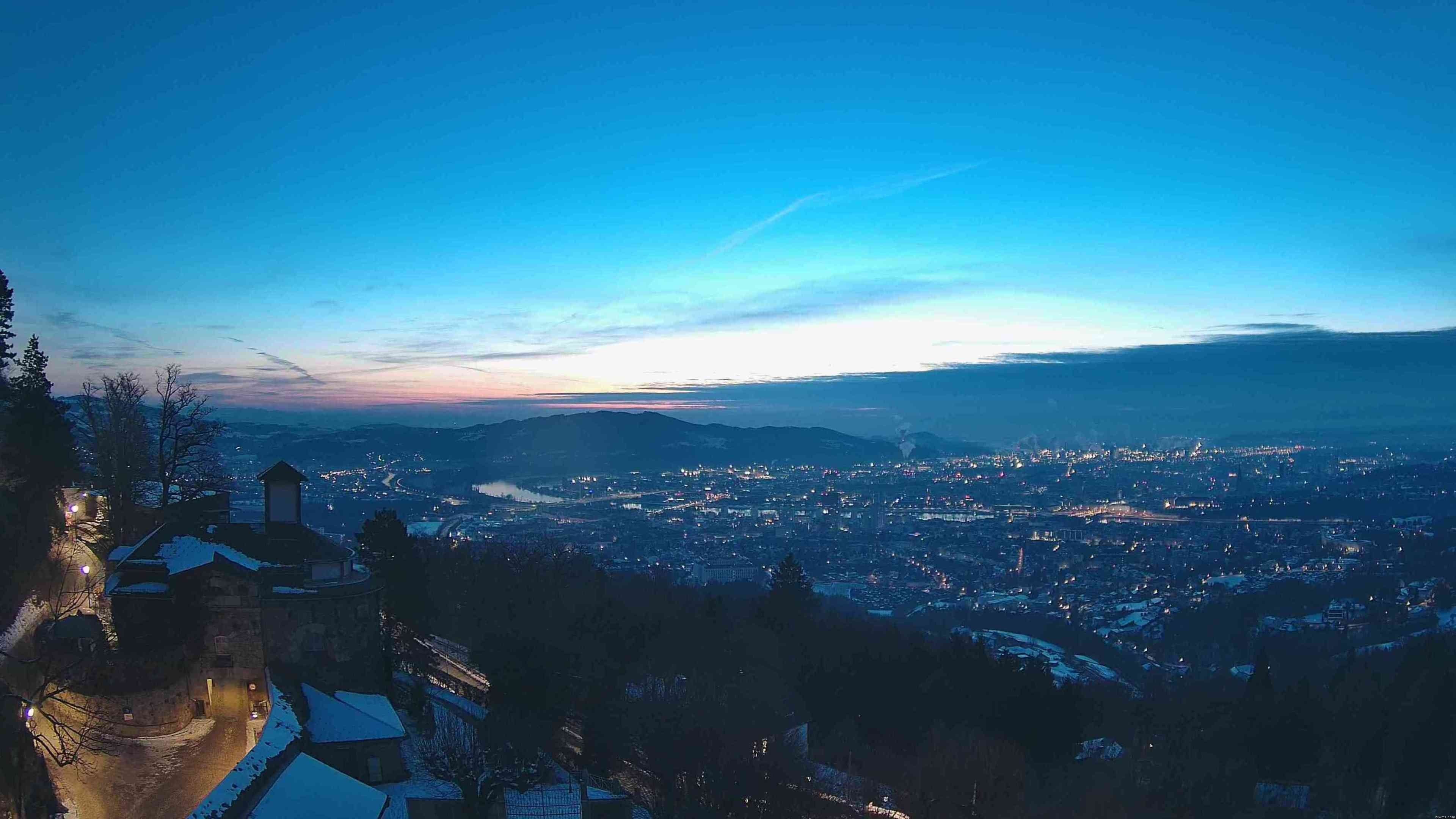 Archiv Foto Webcam Linz: Hauptplatz und Altstadt