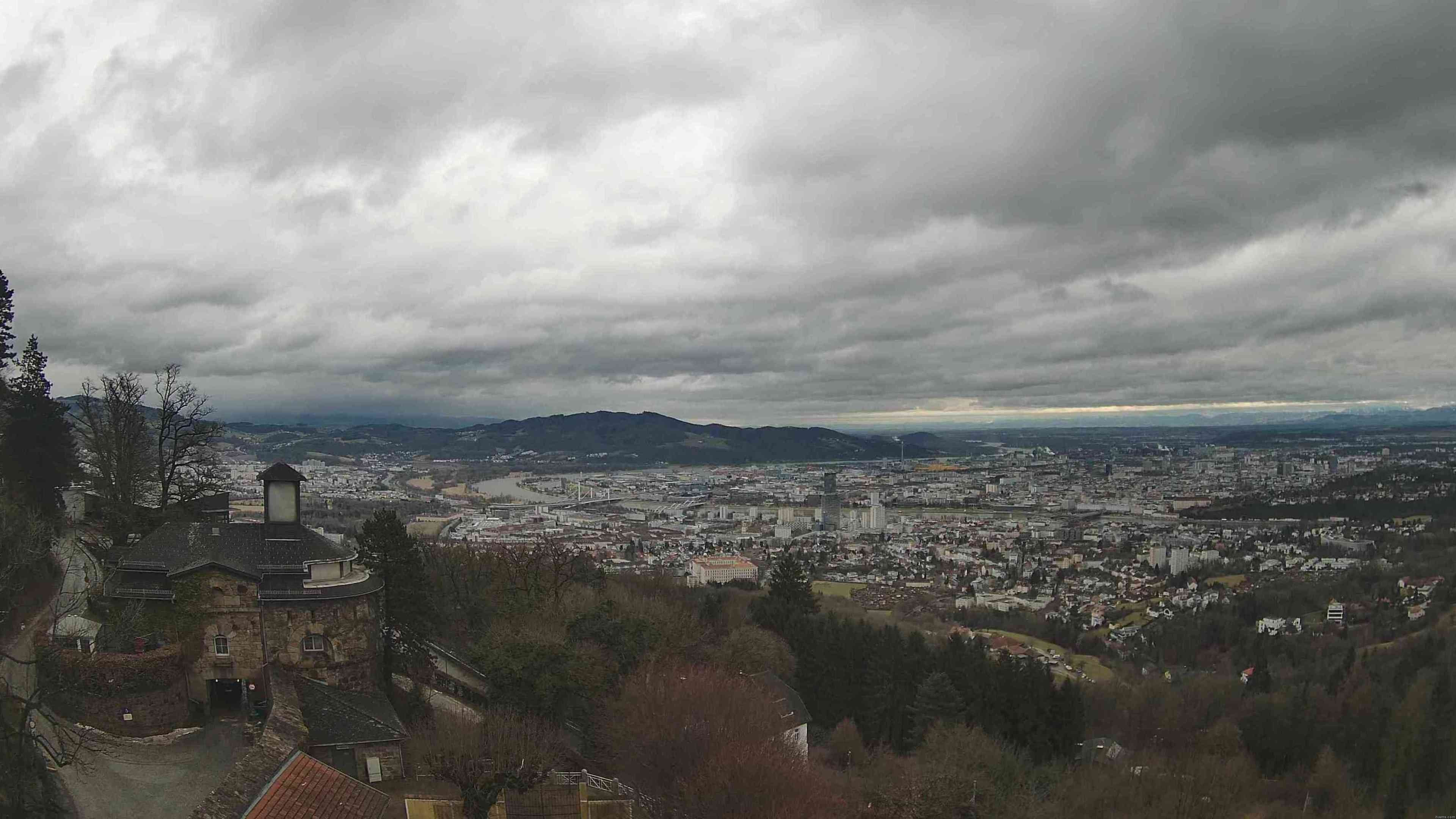 Archiv Foto Webcam Linz: Hauptplatz und Altstadt