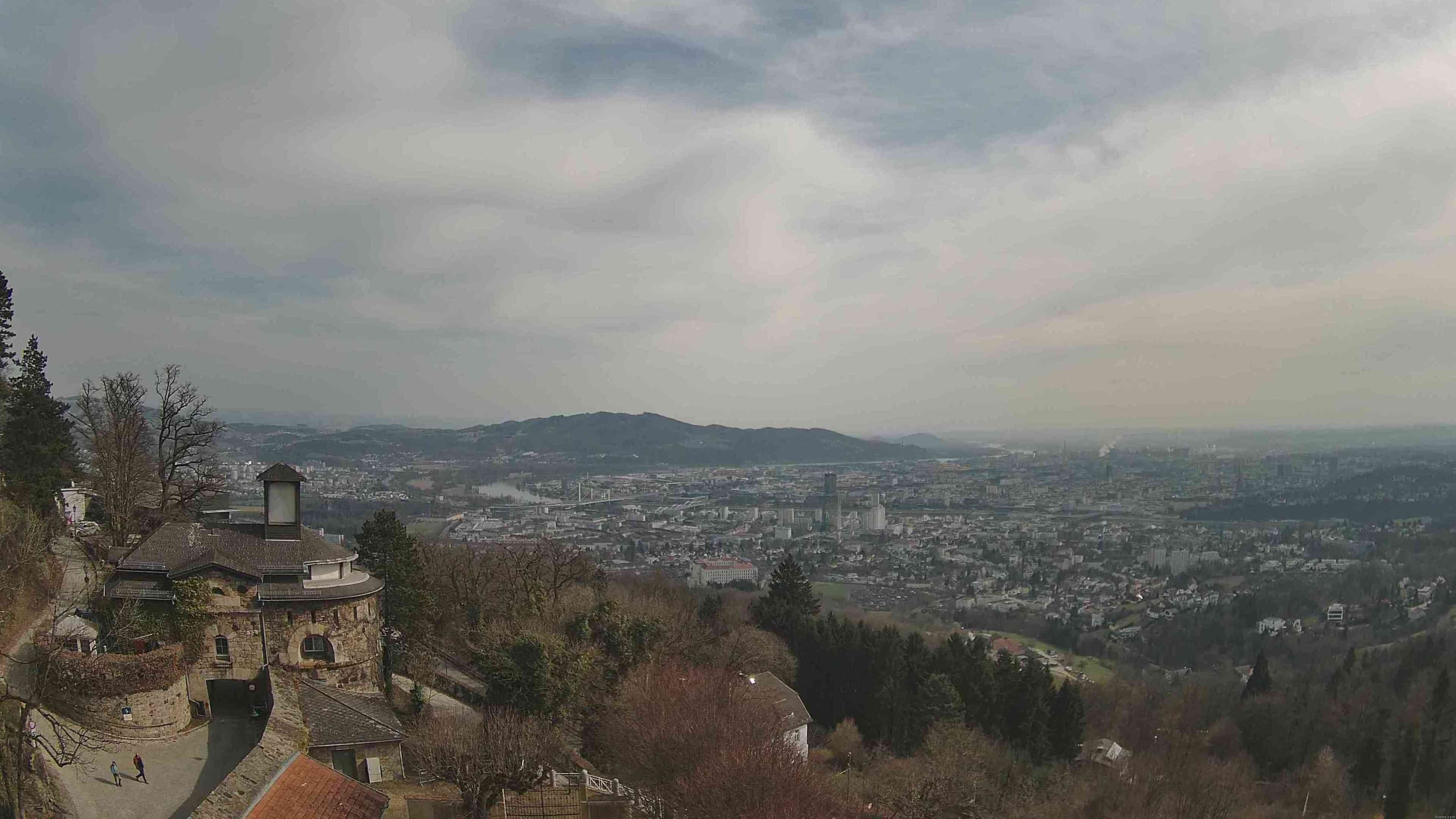 Archiv Foto Webcam Linz: Hauptplatz und Altstadt
