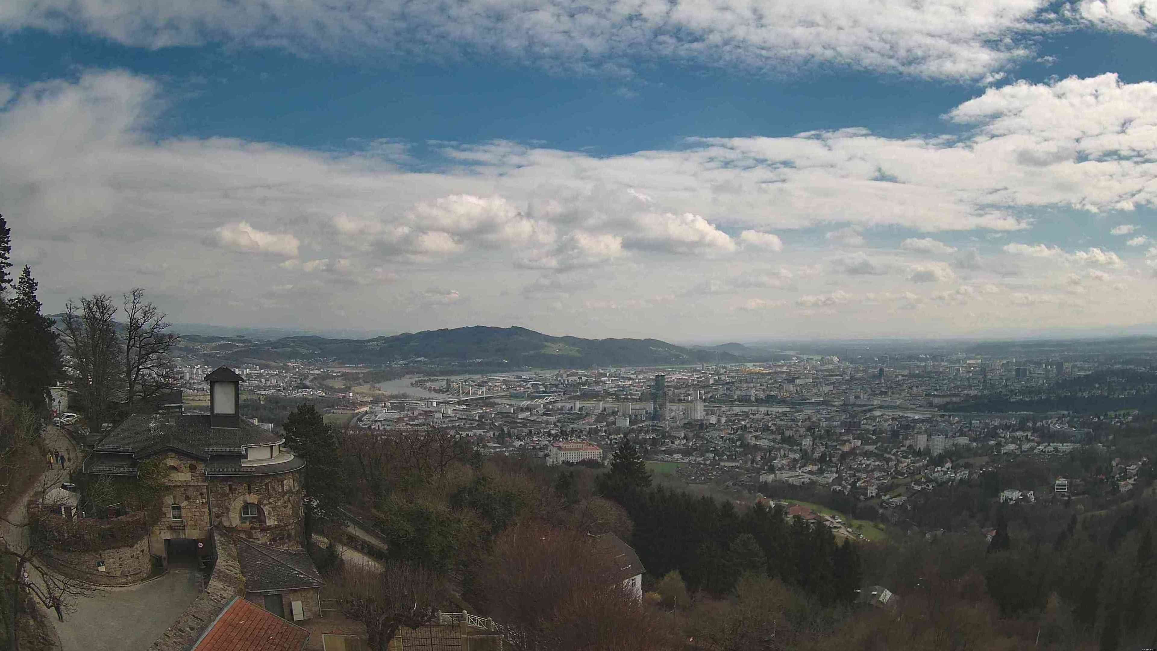 Archiv Foto Webcam Linz: Hauptplatz und Altstadt