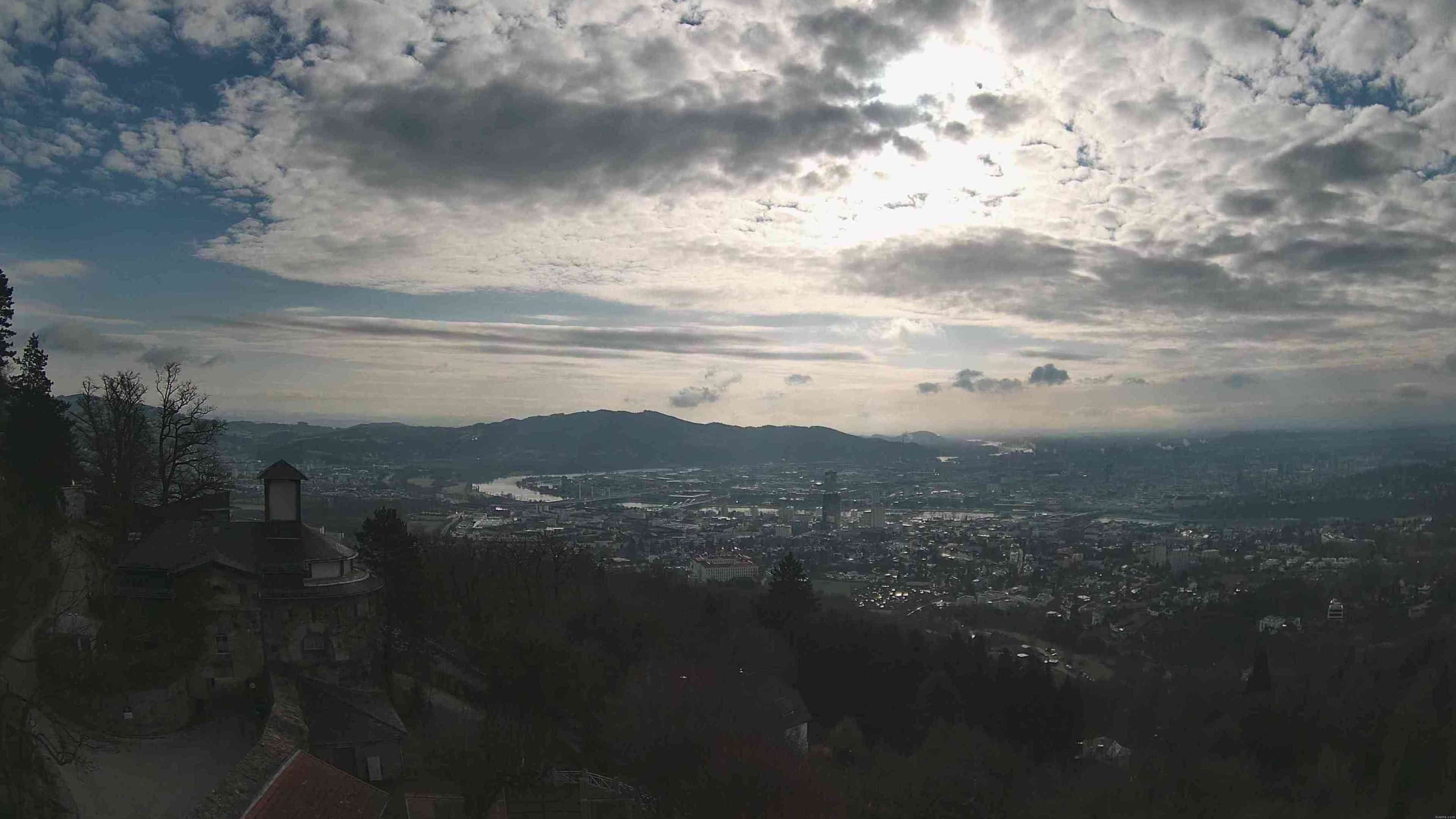 Archiv Foto Webcam Linz: Hauptplatz und Altstadt