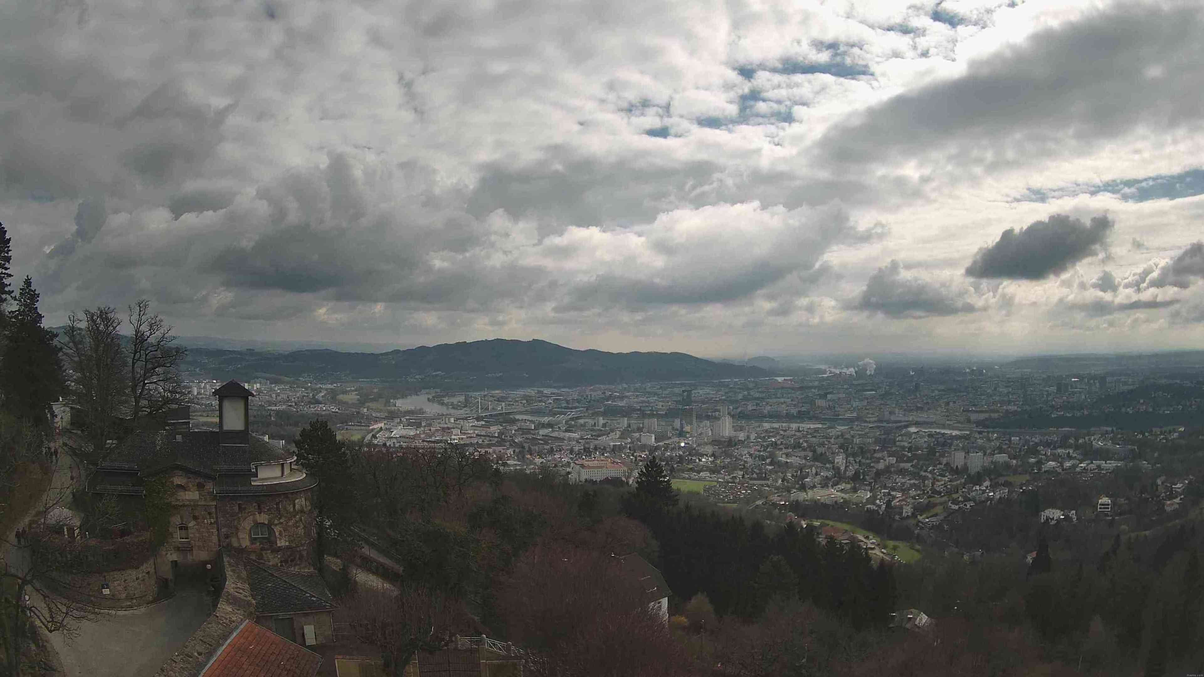 Archiv Foto Webcam Linz: Hauptplatz und Altstadt