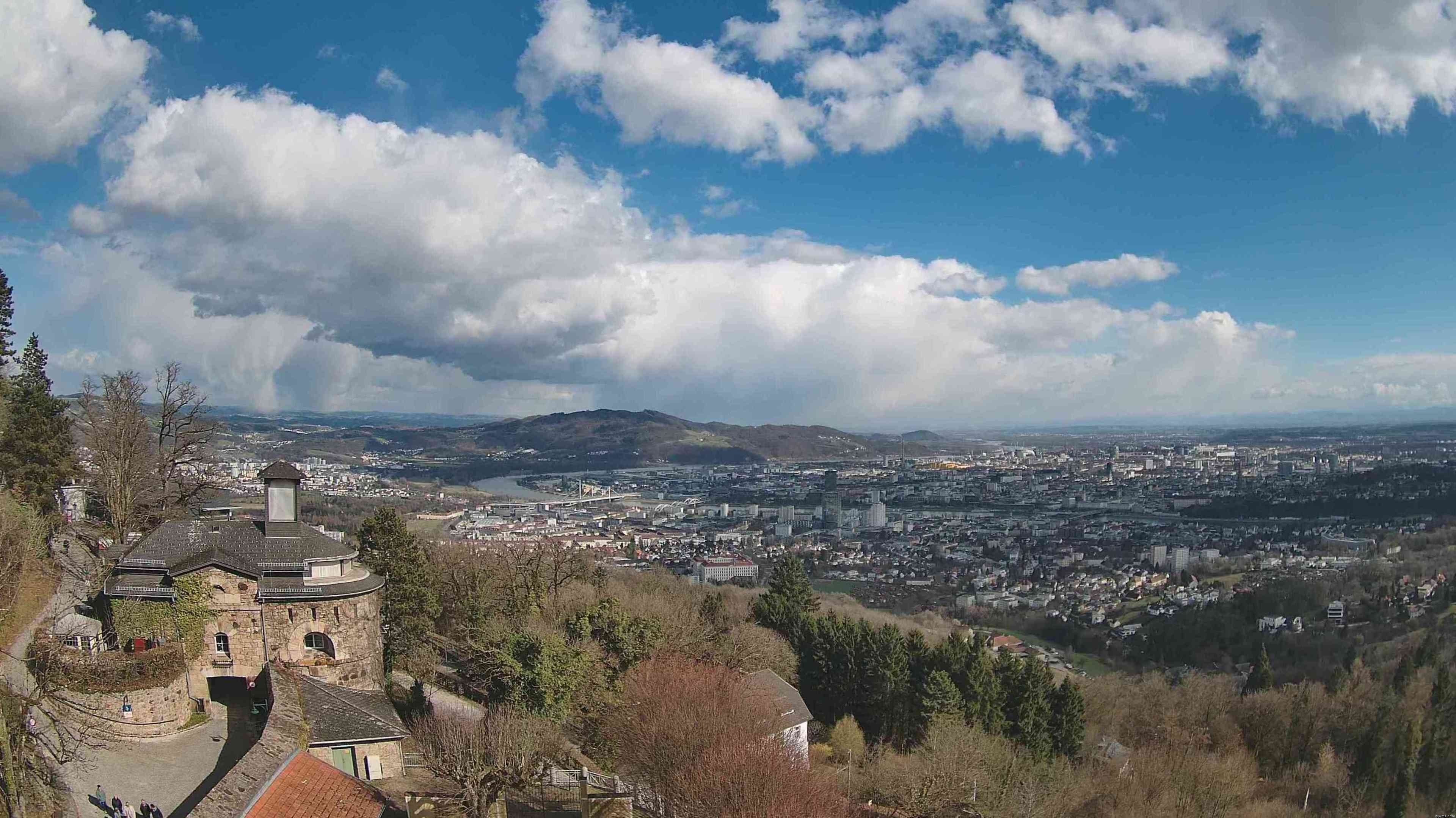 Archiv Foto Webcam Linz: Hauptplatz und Altstadt