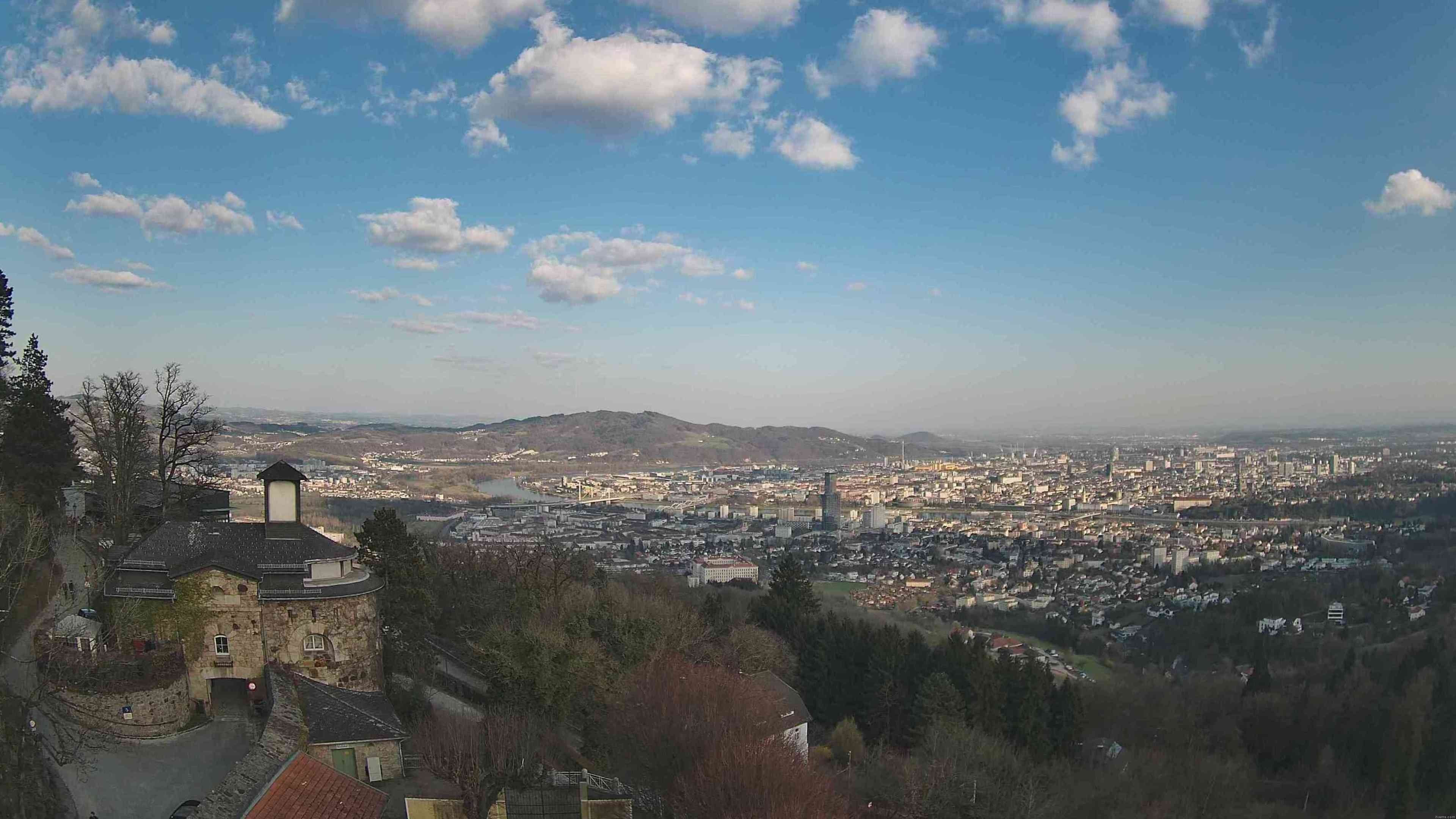 Archiv Foto Webcam Linz: Hauptplatz und Altstadt