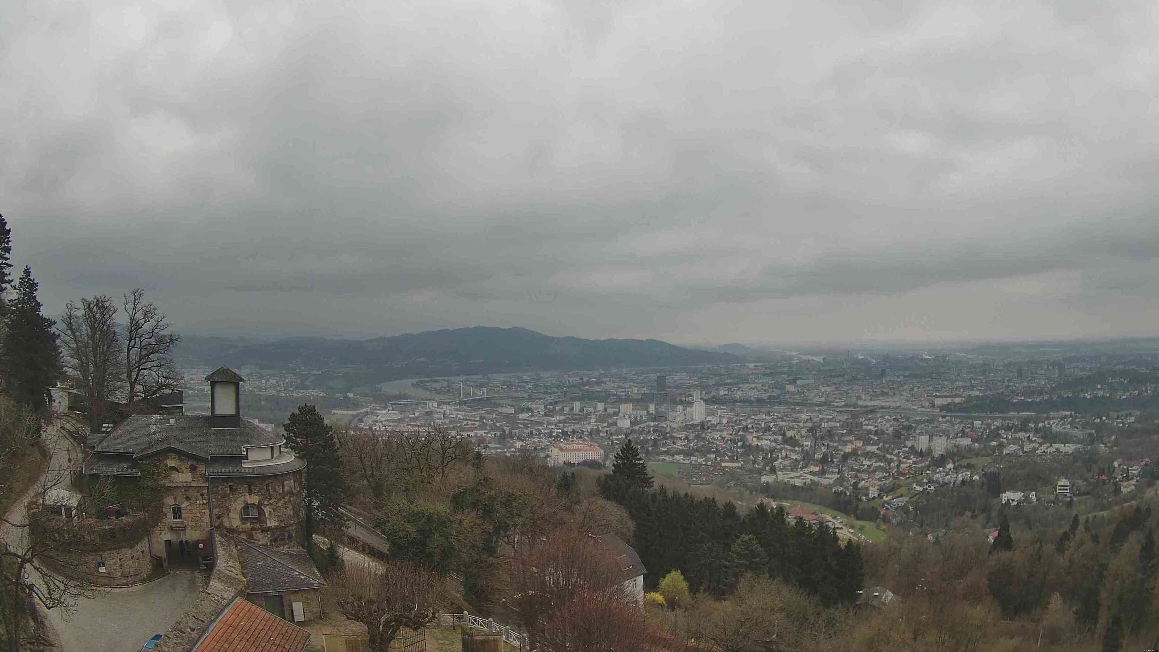 Archiv Foto Webcam Linz: Hauptplatz und Altstadt