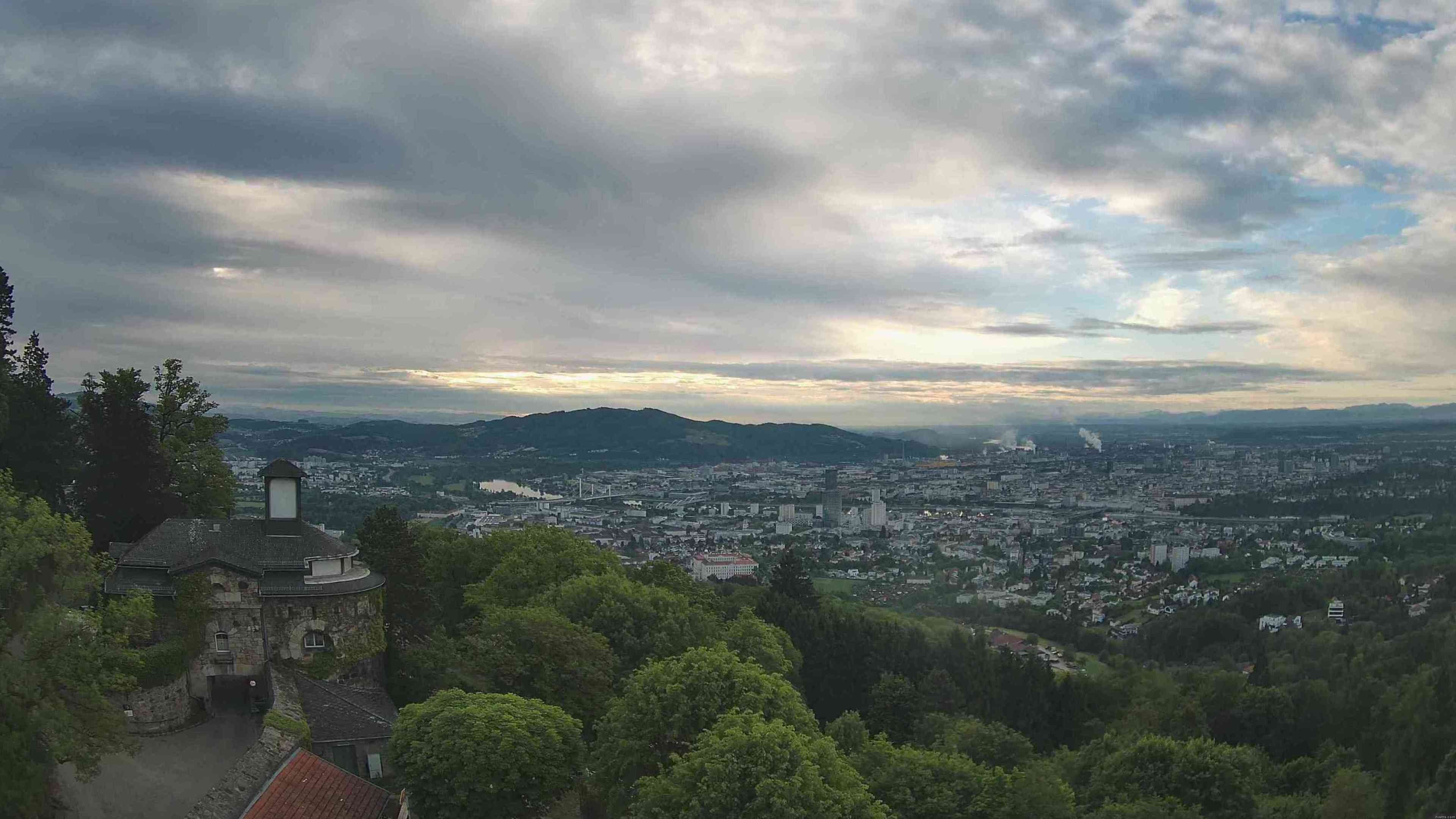 Archiv Foto Webcam Linz: Hauptplatz und Altstadt