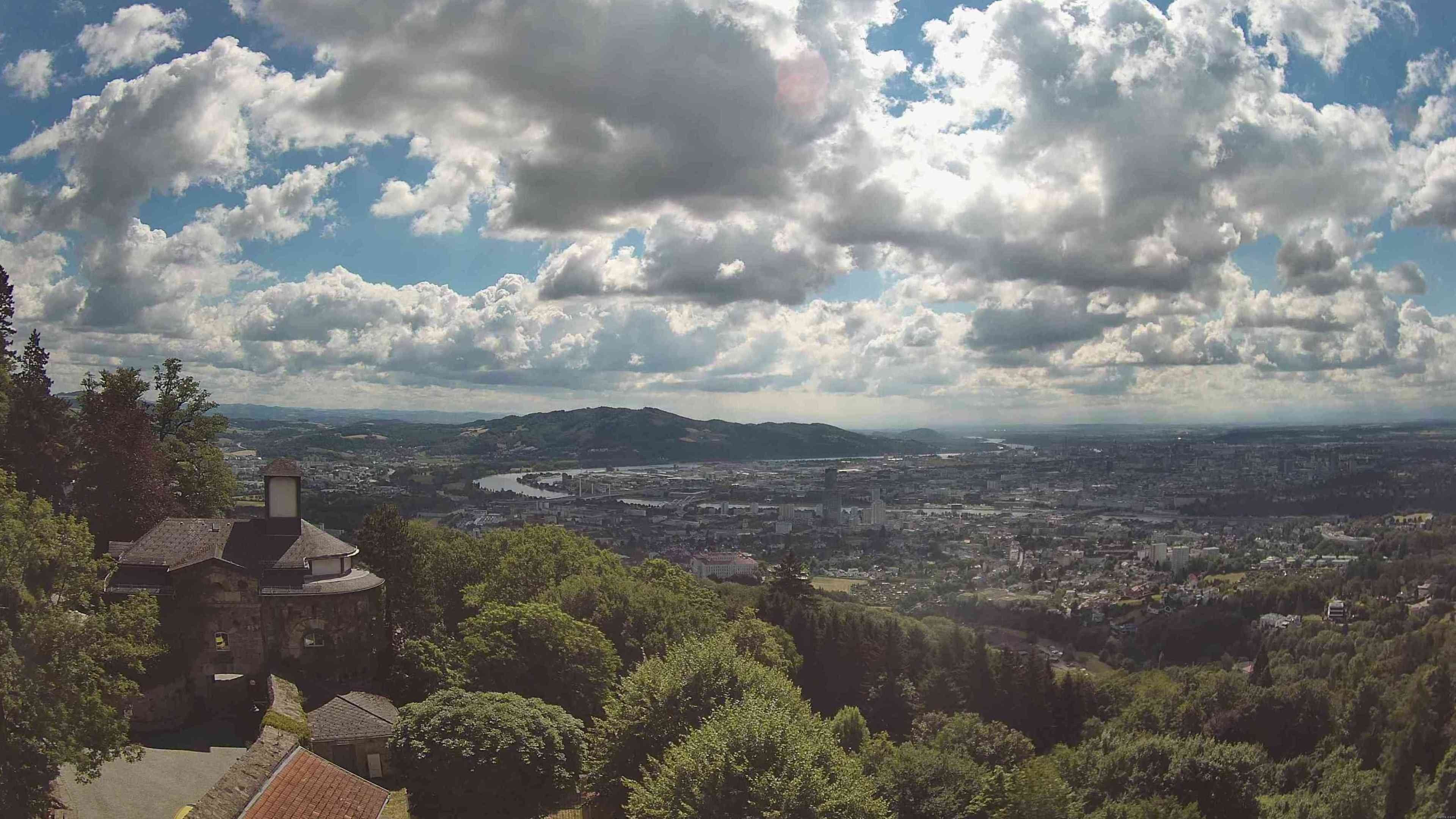 Archiv Foto Webcam Linz: Hauptplatz und Altstadt