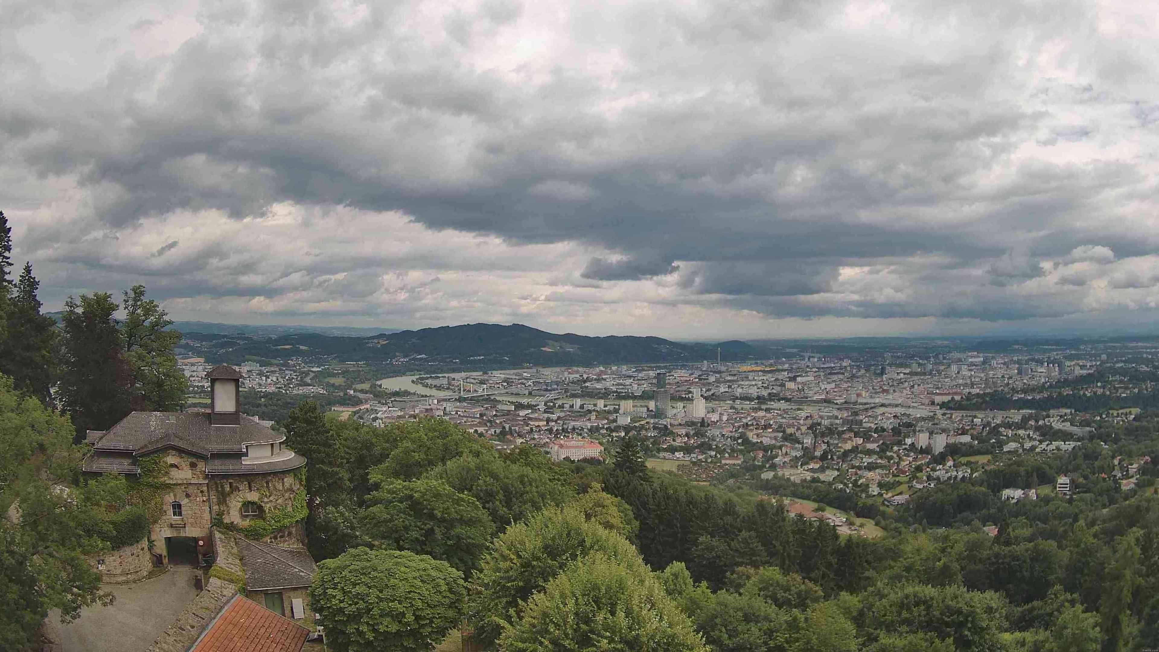 Archiv Foto Webcam Linz: Hauptplatz und Altstadt