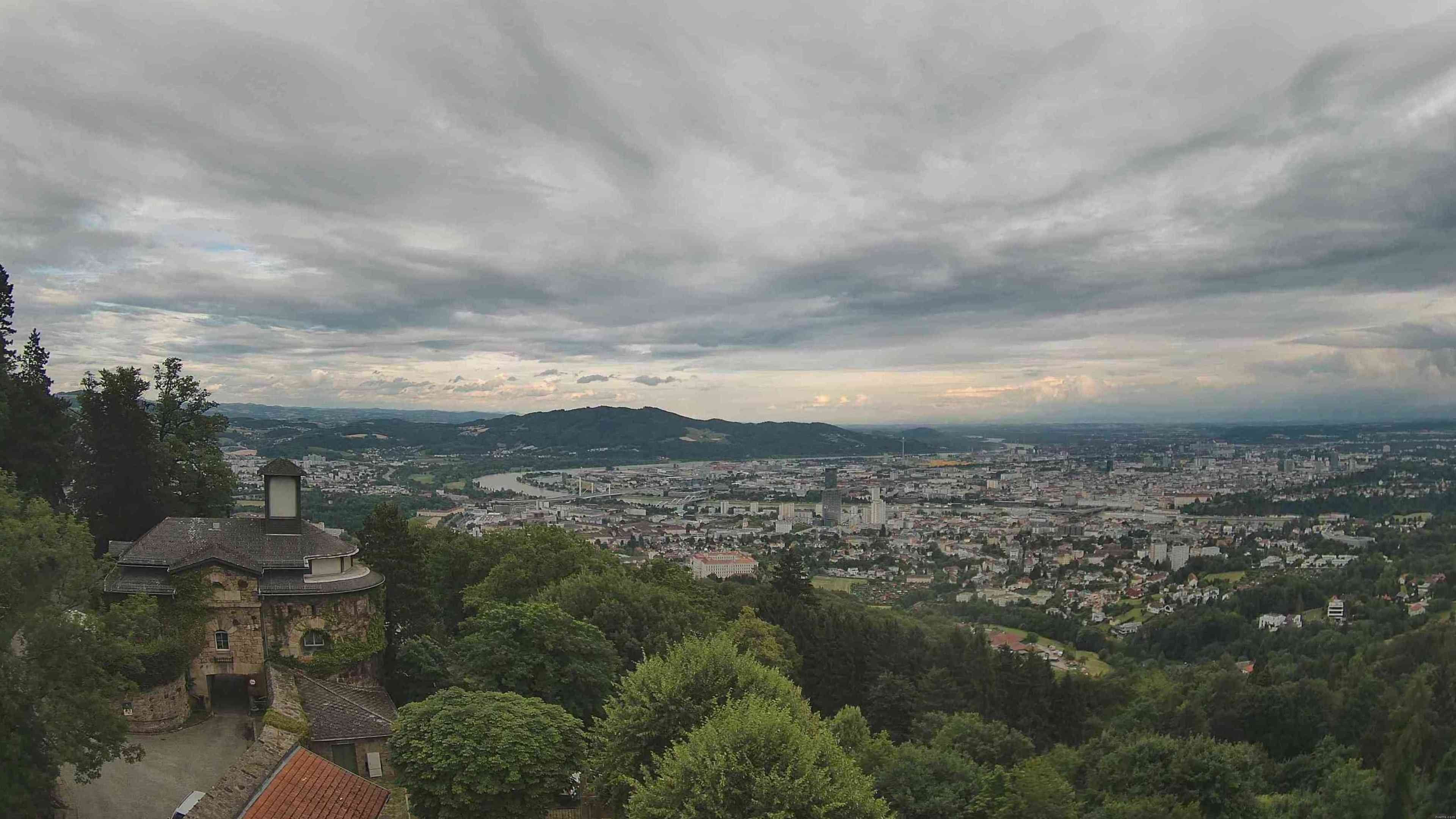 Archiv Foto Webcam Linz: Hauptplatz und Altstadt