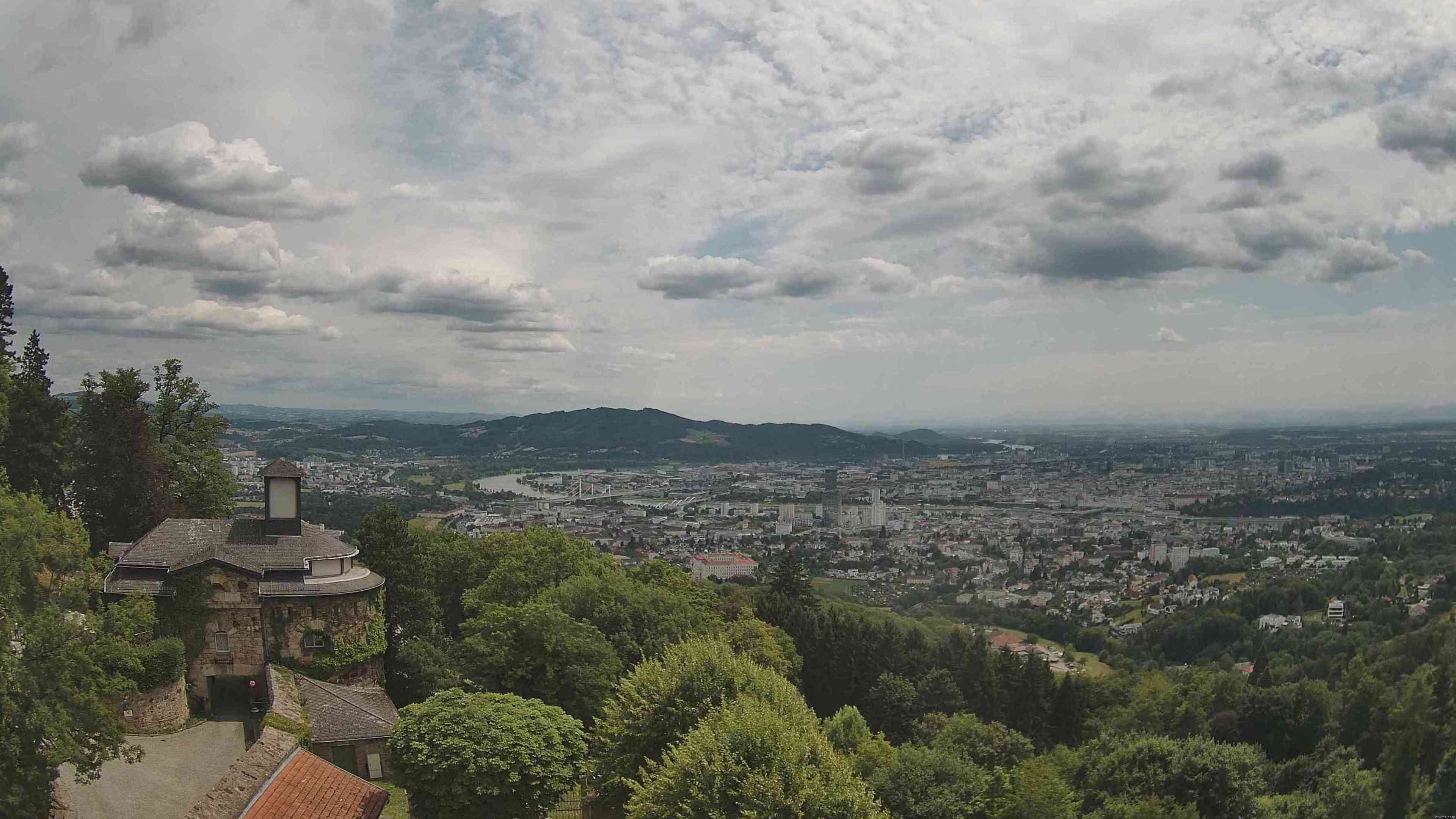 Archiv Foto Webcam Linz: Hauptplatz und Altstadt