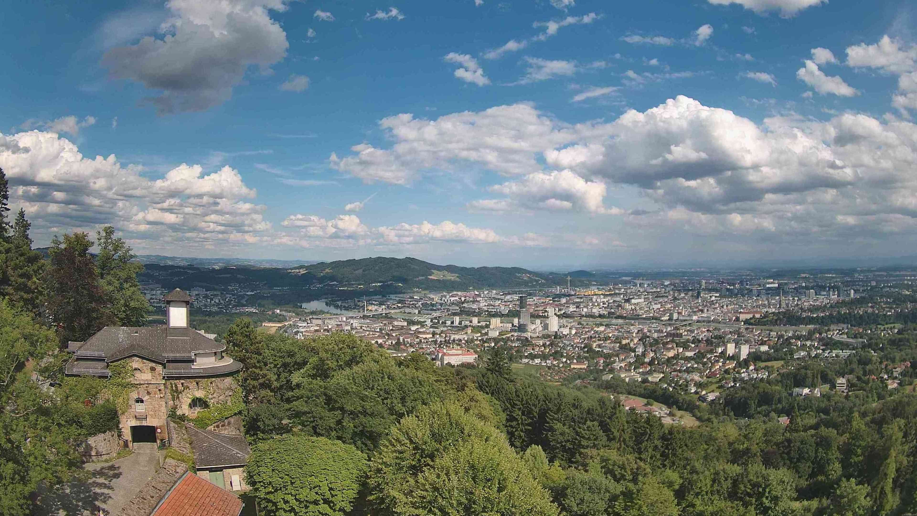 Archiv Foto Webcam Linz: Hauptplatz und Altstadt