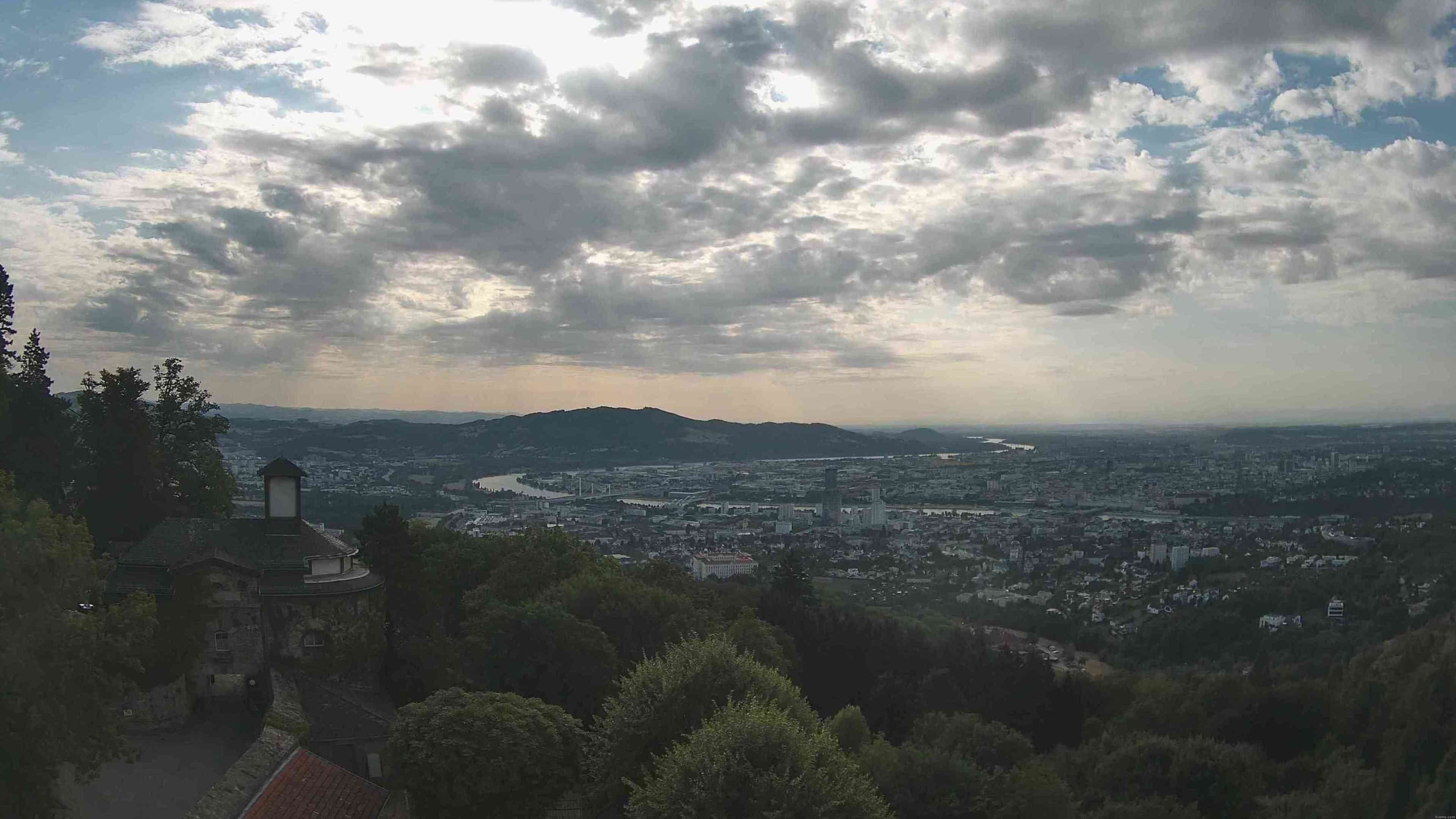 Archiv Foto Webcam Linz: Hauptplatz und Altstadt