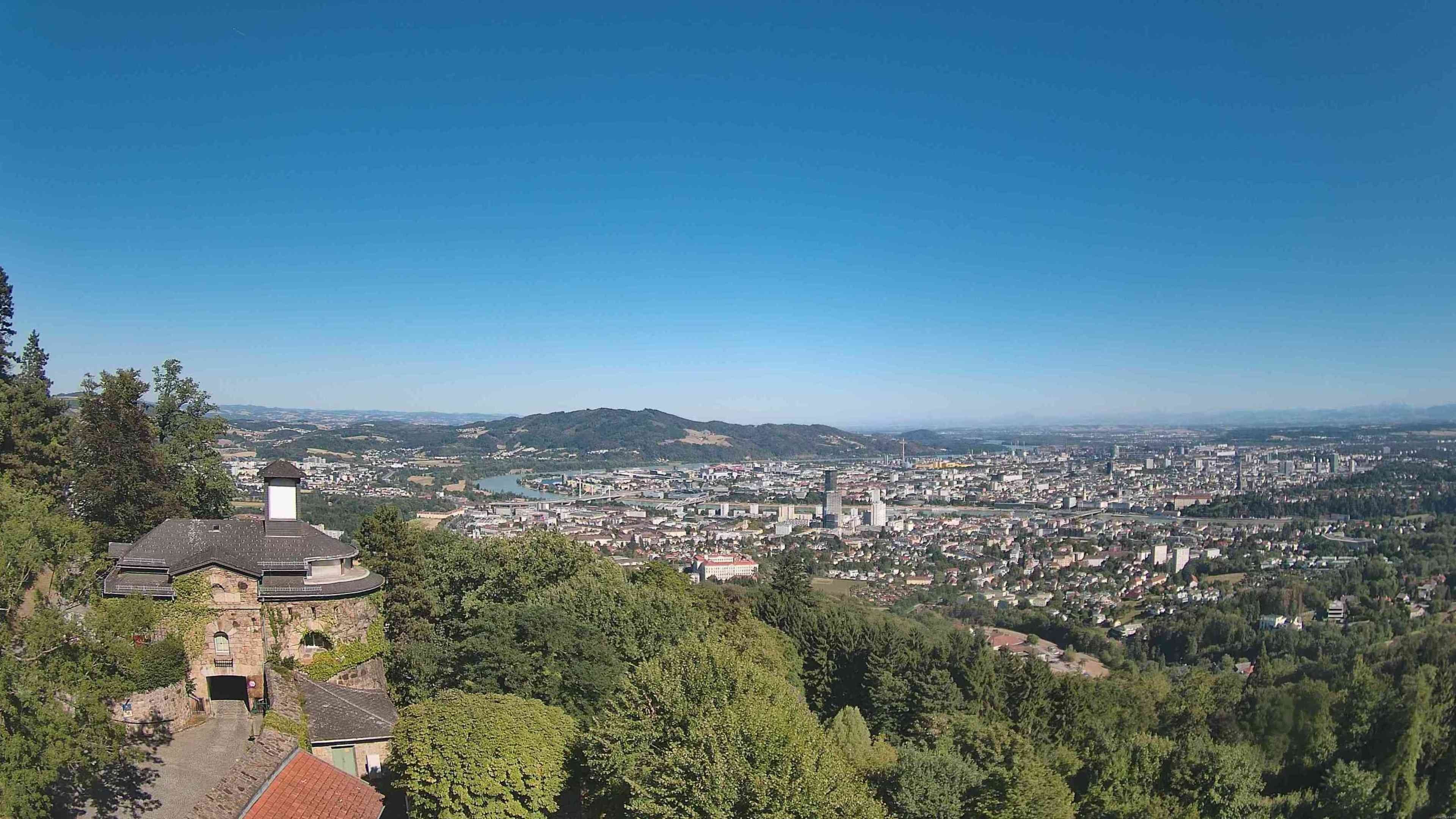 Archiv Foto Webcam Linz: Hauptplatz und Altstadt